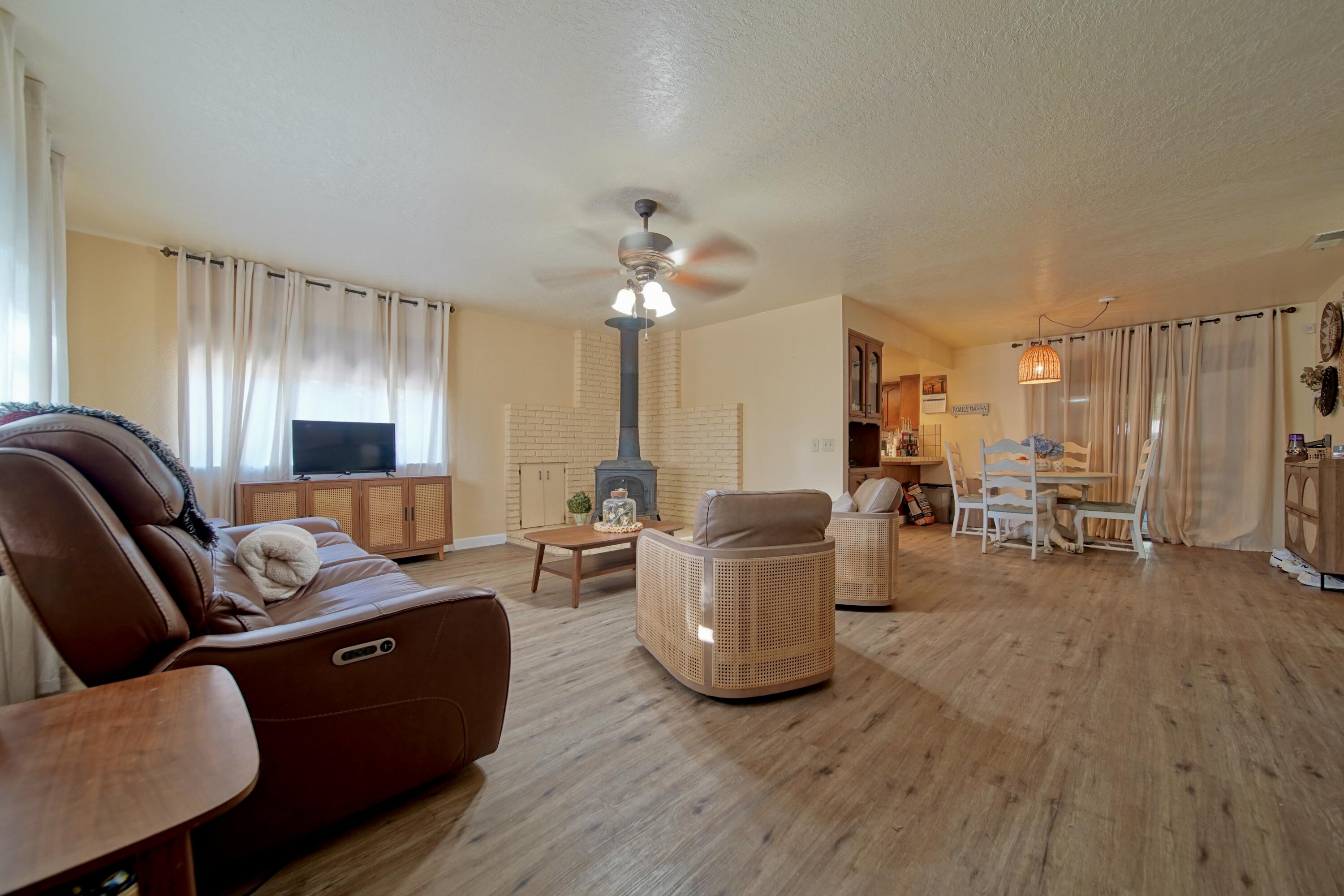 35823 Rio Vista Rd, Springville, CA 93265
