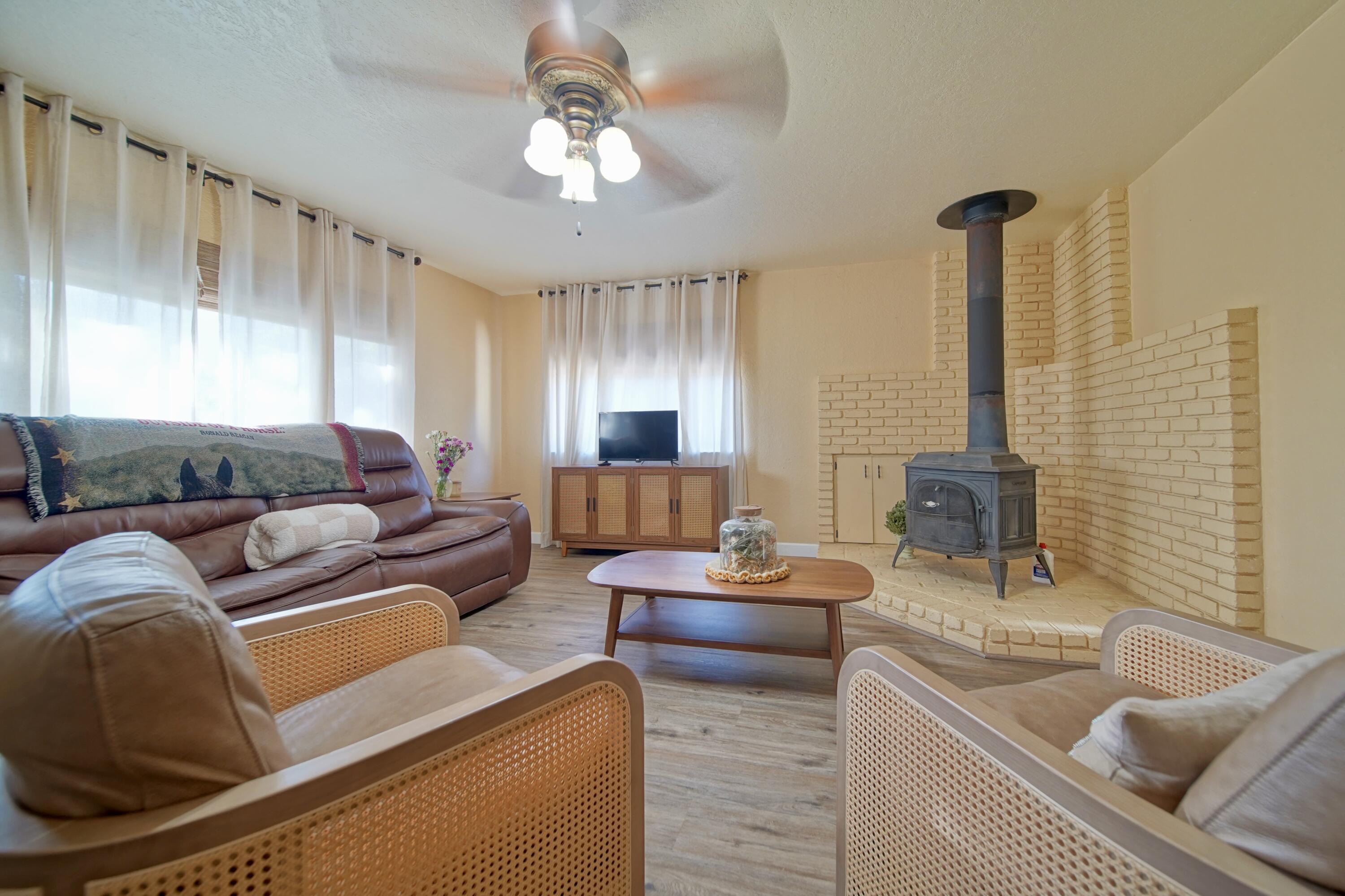 35823 Rio Vista Rd, Springville, CA 93265