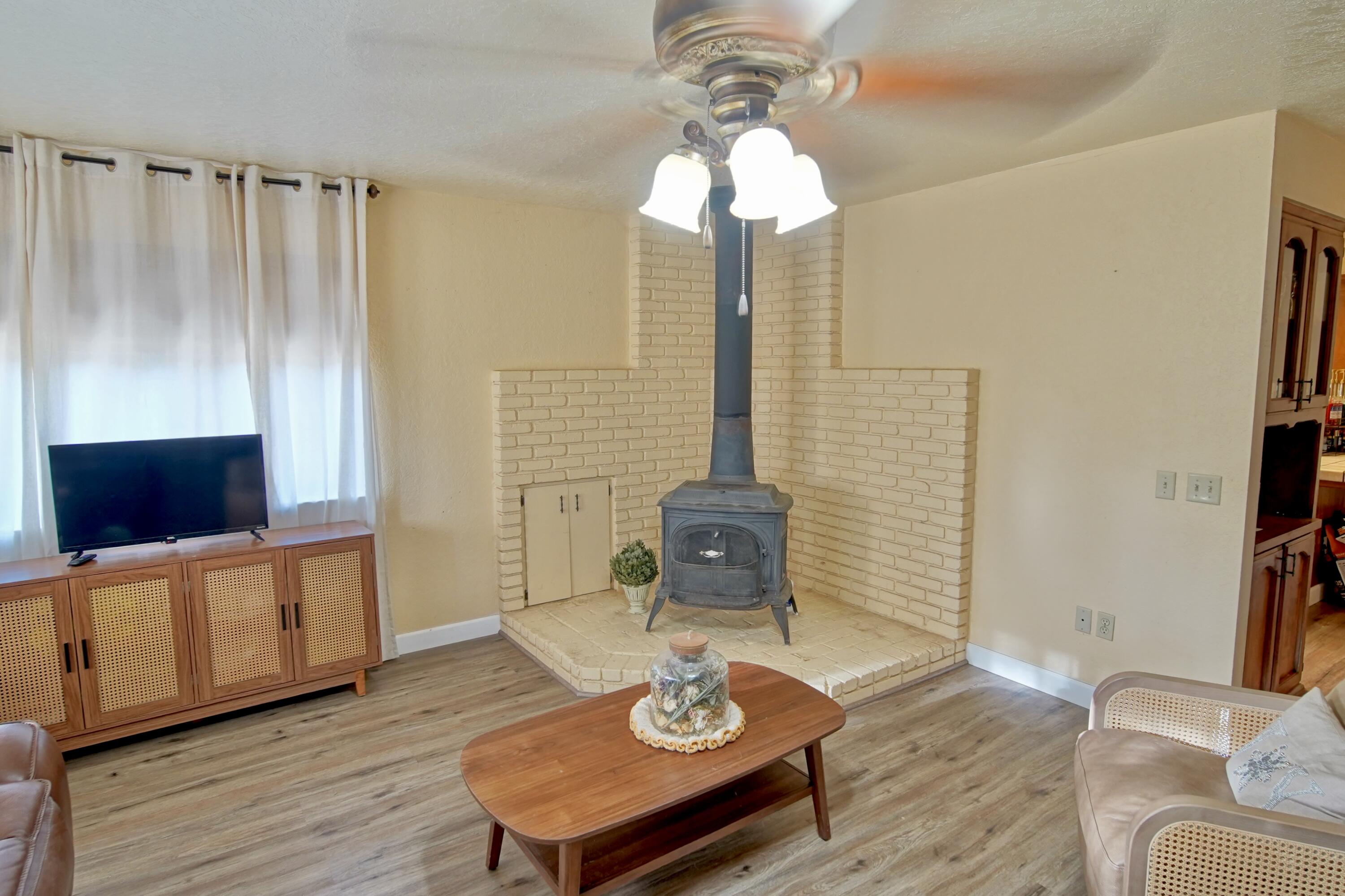 35823 Rio Vista Rd, Springville, CA 93265