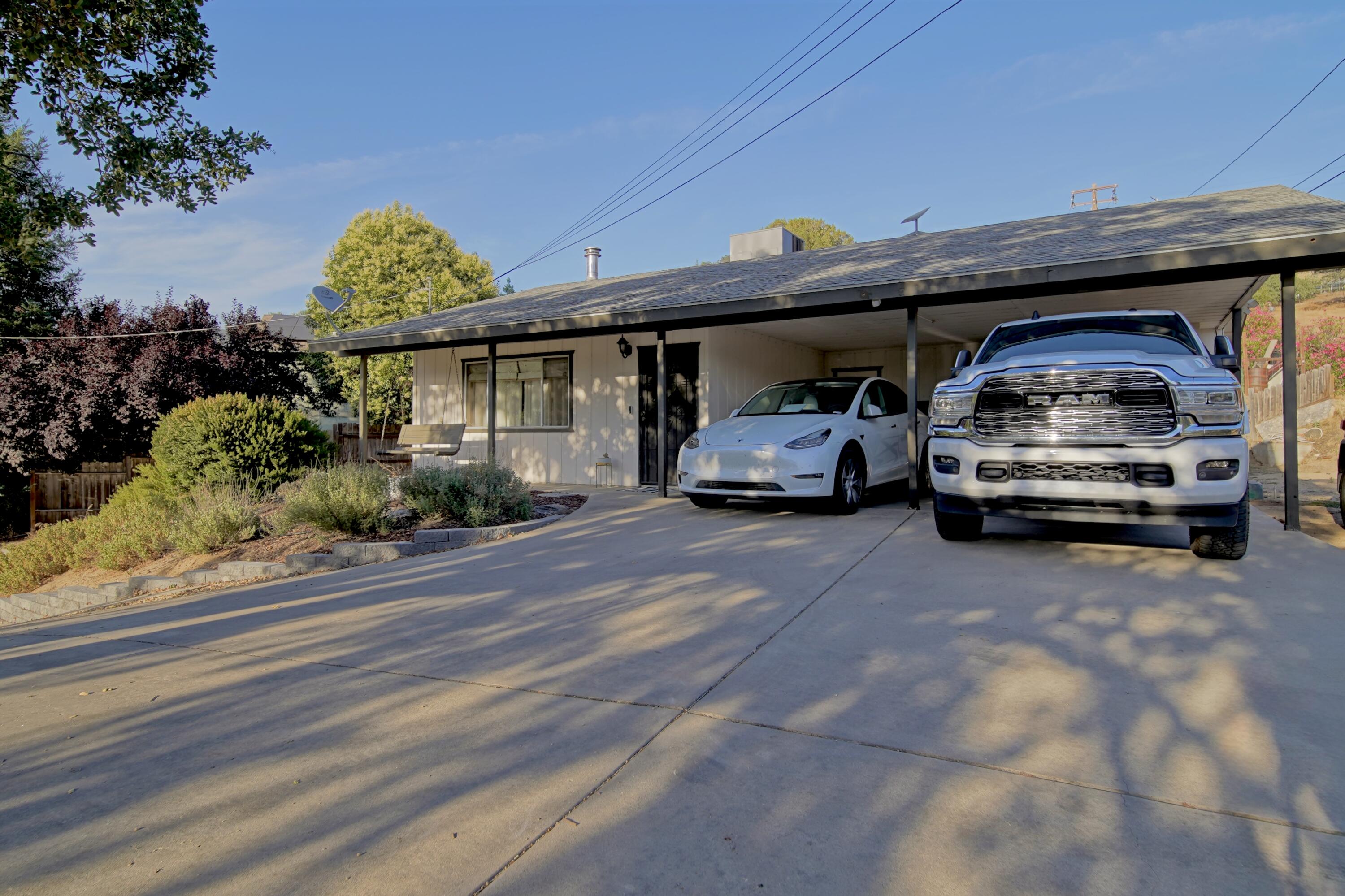35823 Rio Vista Rd, Springville, CA 93265