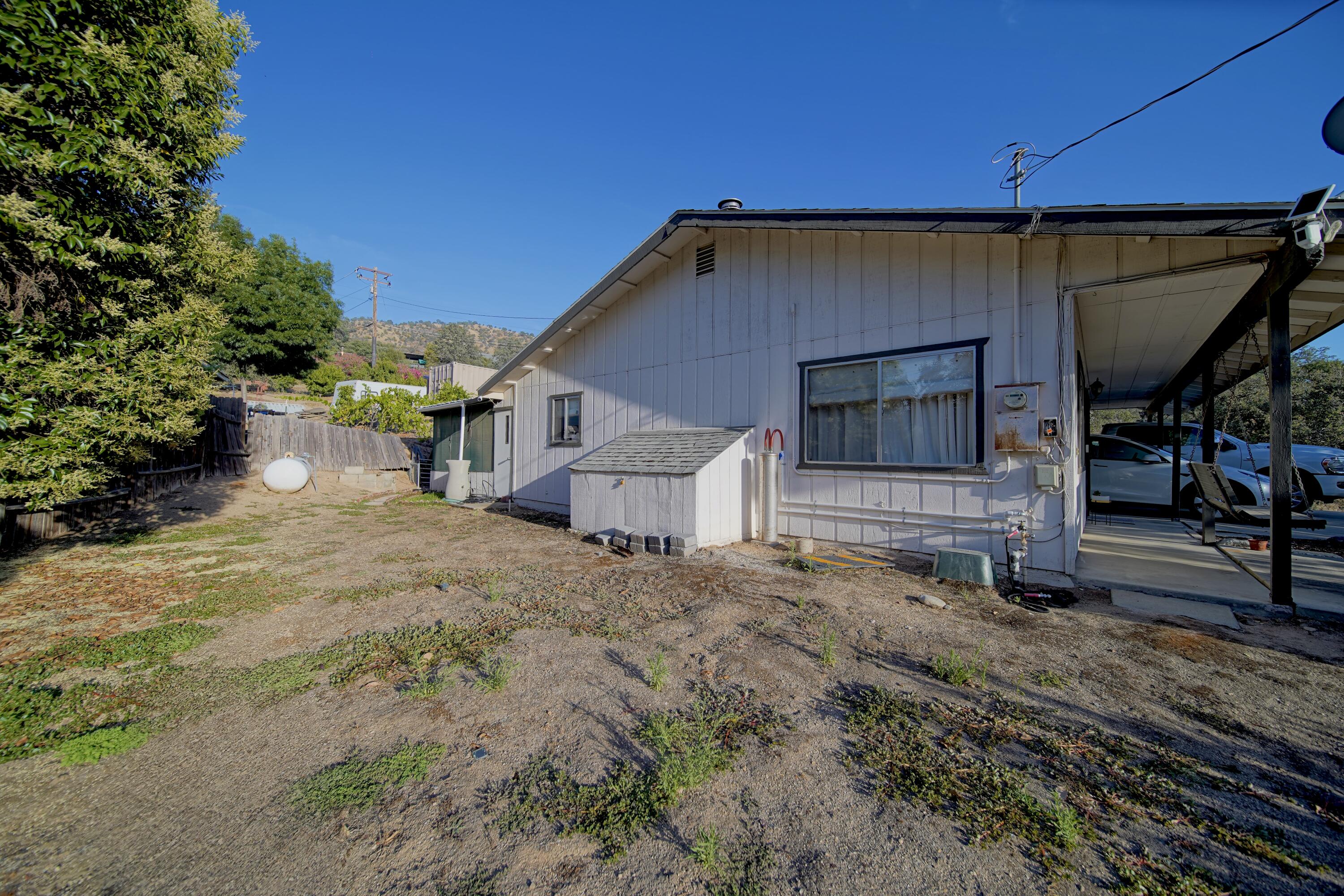 35823 Rio Vista Rd, Springville, CA 93265