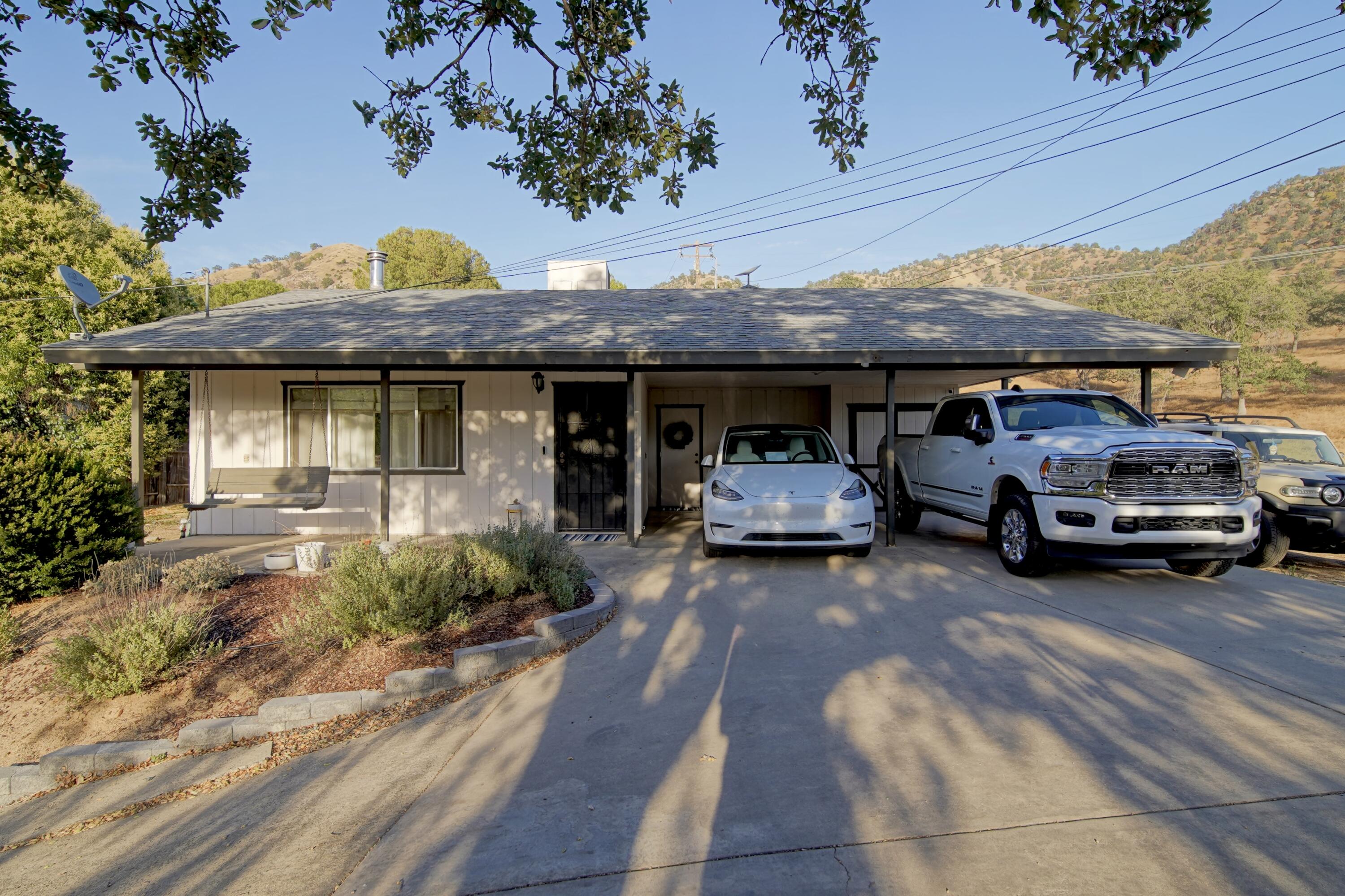 35823 Rio Vista Rd, Springville, CA 93265