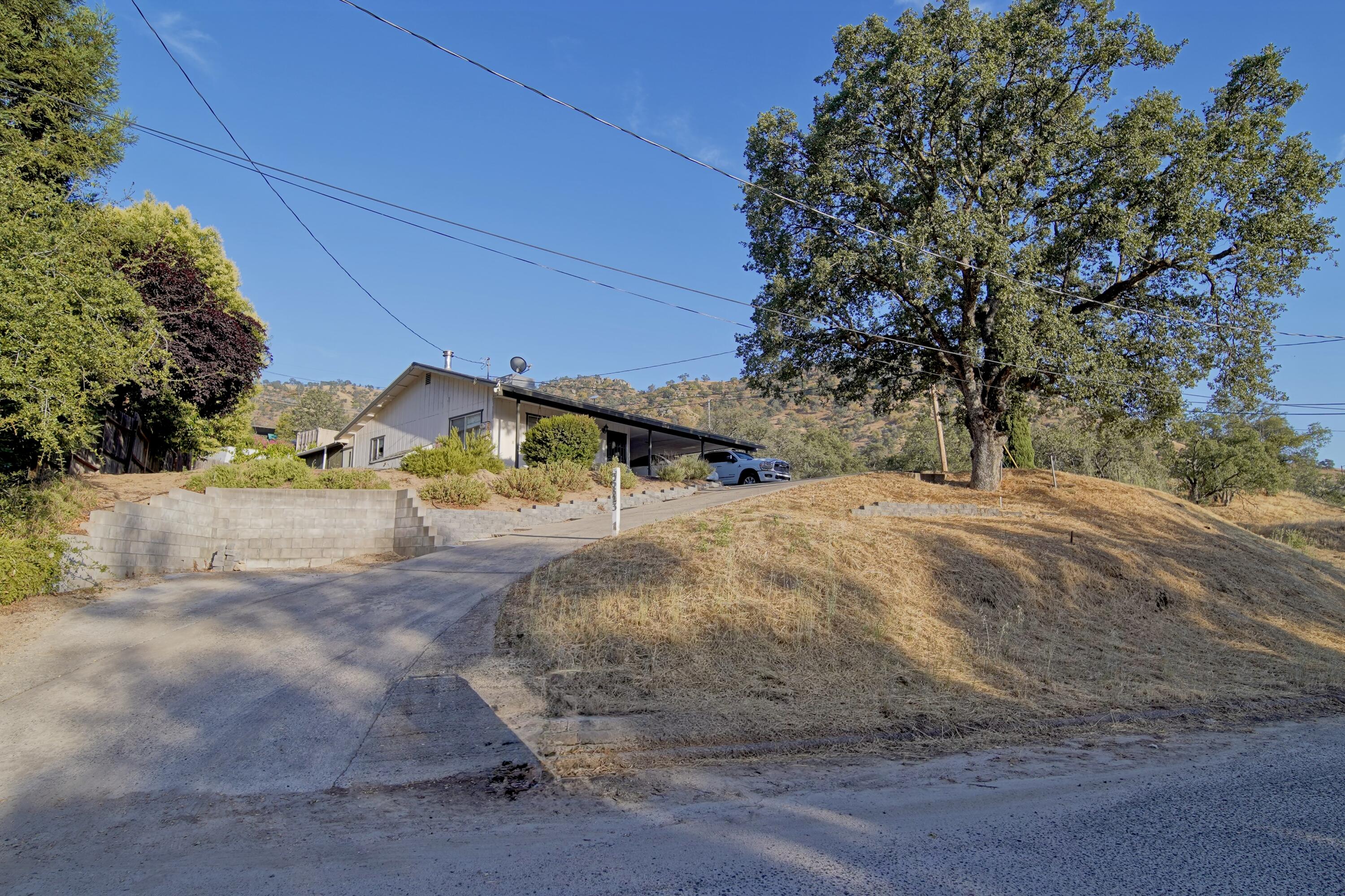 35823 Rio Vista Rd, Springville, CA 93265