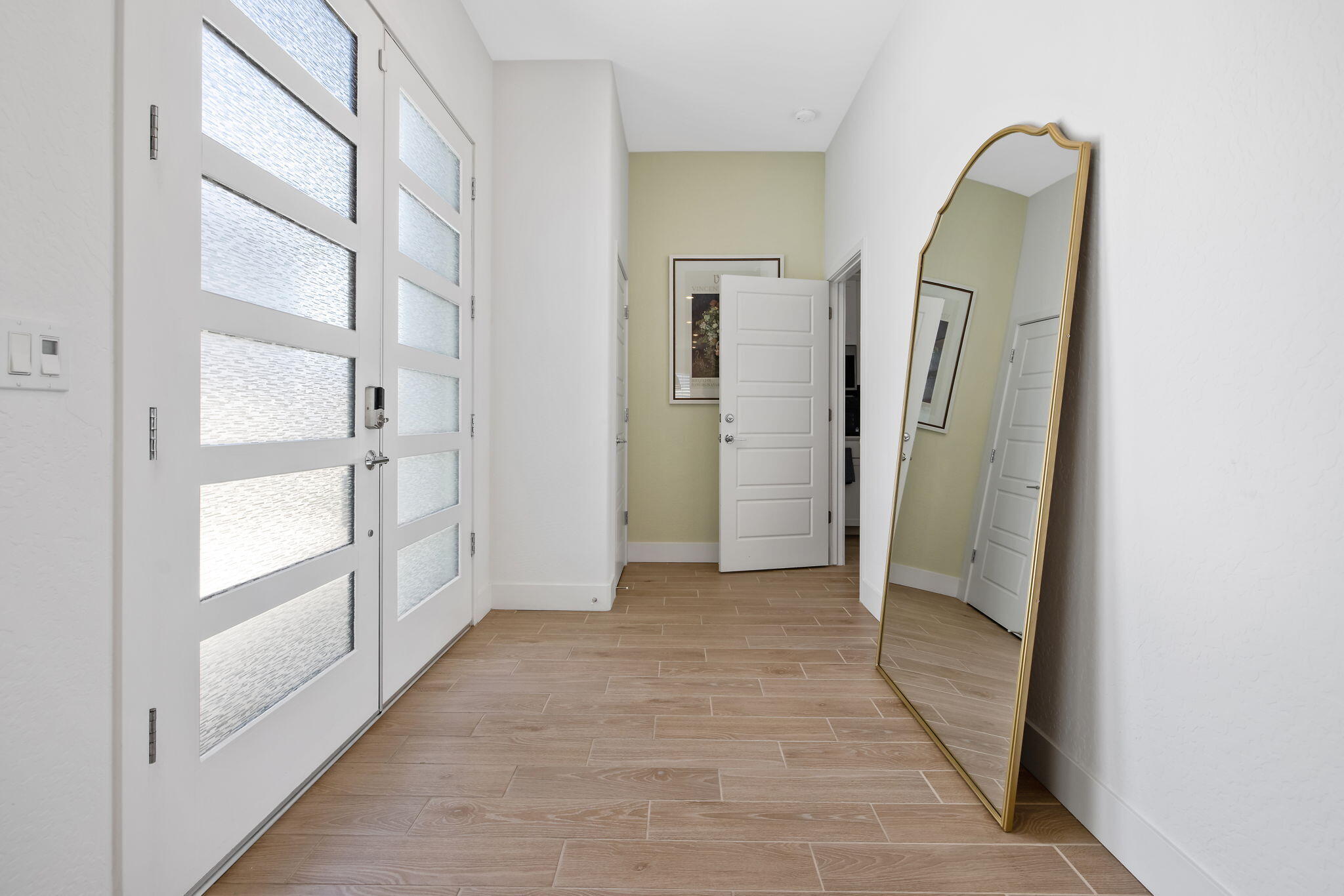 3733 N Clay St, Visalia, CA 93291