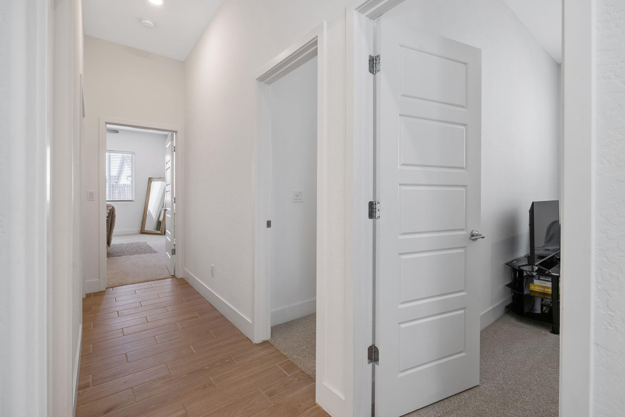 3733 N Clay St, Visalia, CA 93291