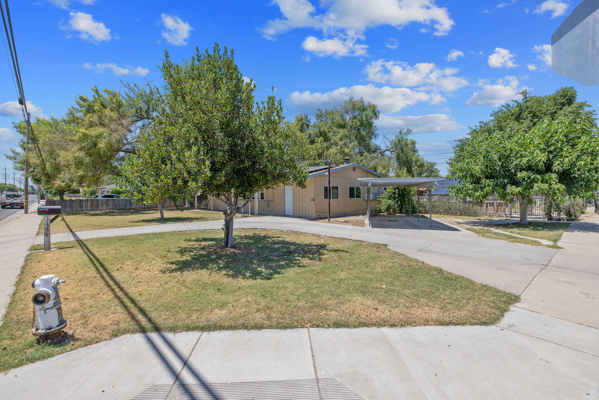 11386 Hanford Armona Rd, Hanford, CA 93230