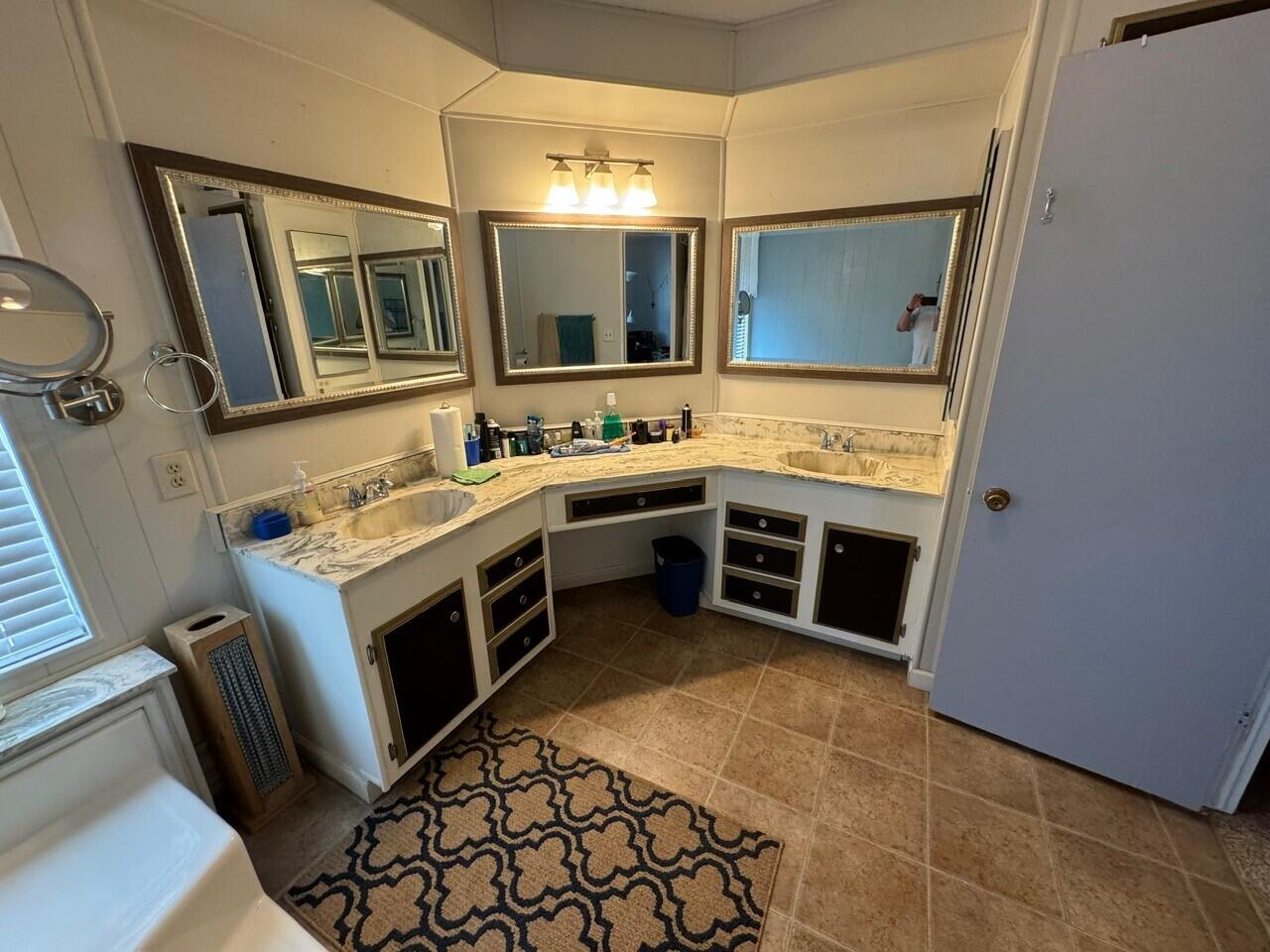 2627 W Midvalley Ave #10, Visalia, CA 93277