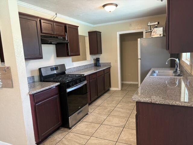 1634 W Morton Ave, Porterville, CA 93257