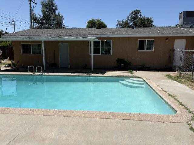 1634 W Morton Ave, Porterville, CA 93257