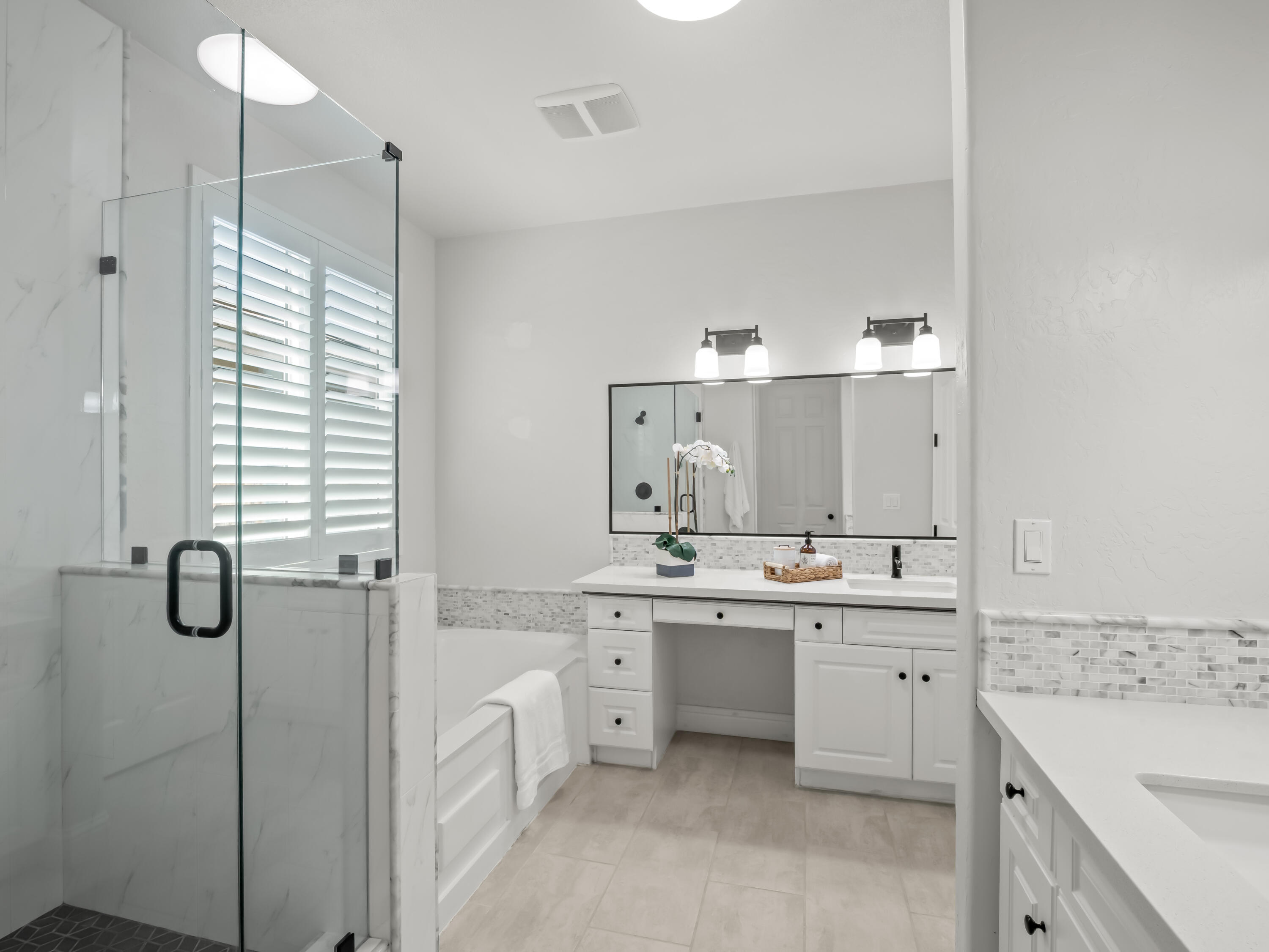 1970 N Langley Ave, Clovis, CA 93619