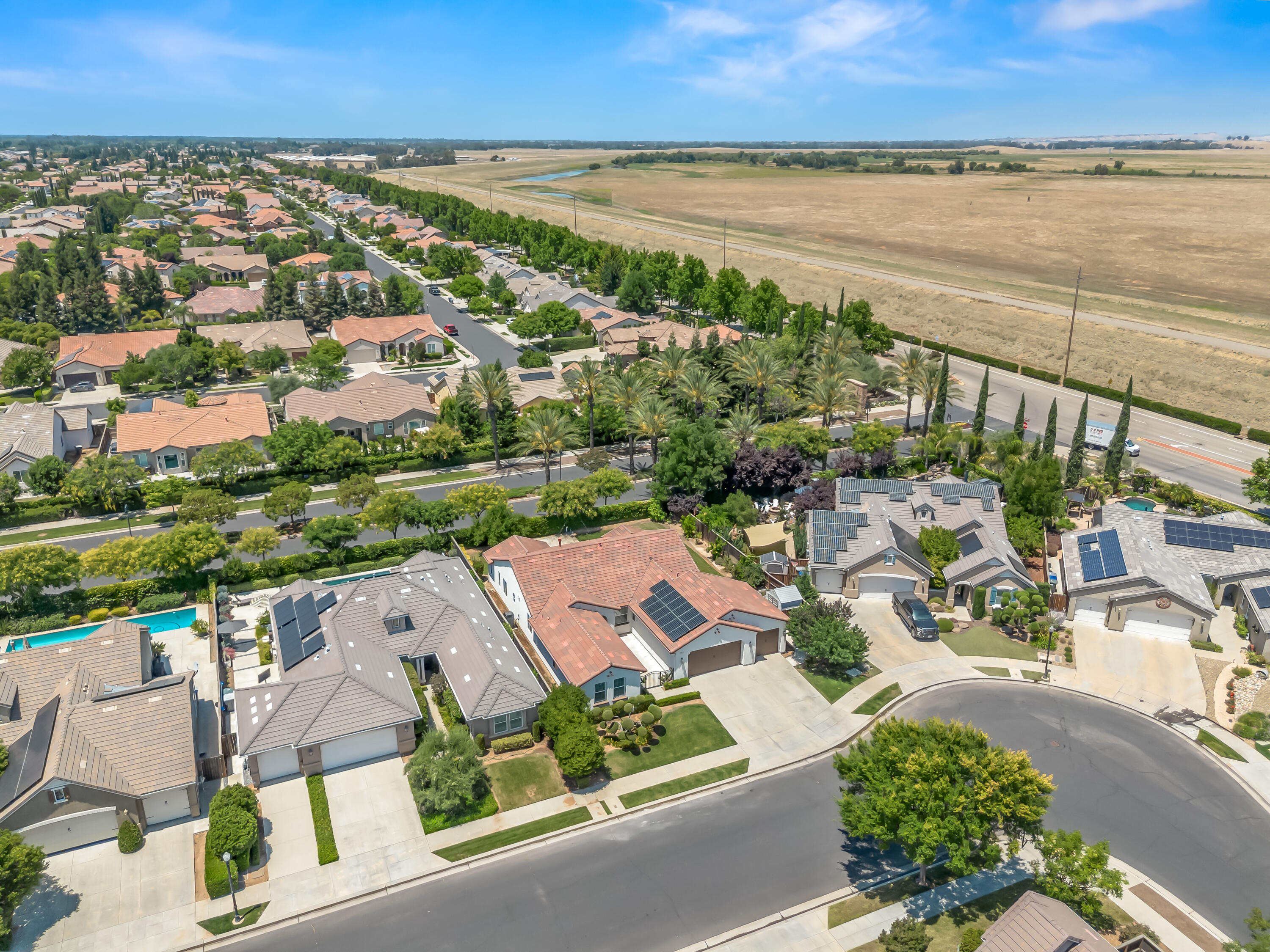 1970 N Langley Ave, Clovis, CA 93619