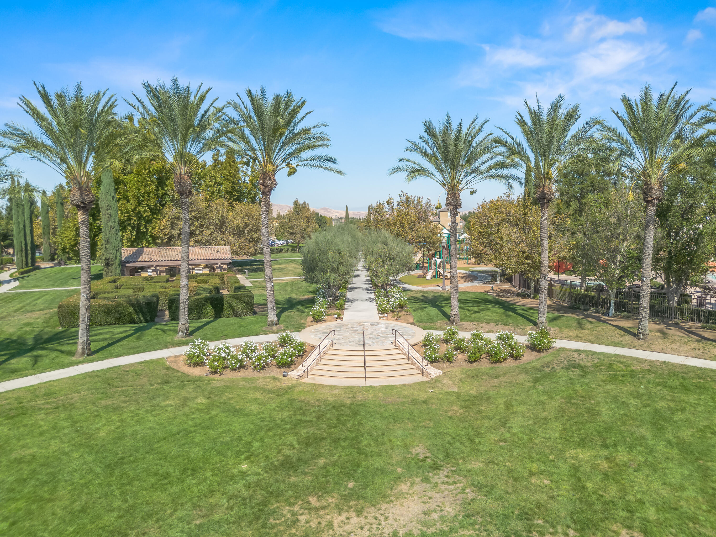1970 N Langley Ave, Clovis, CA 93619
