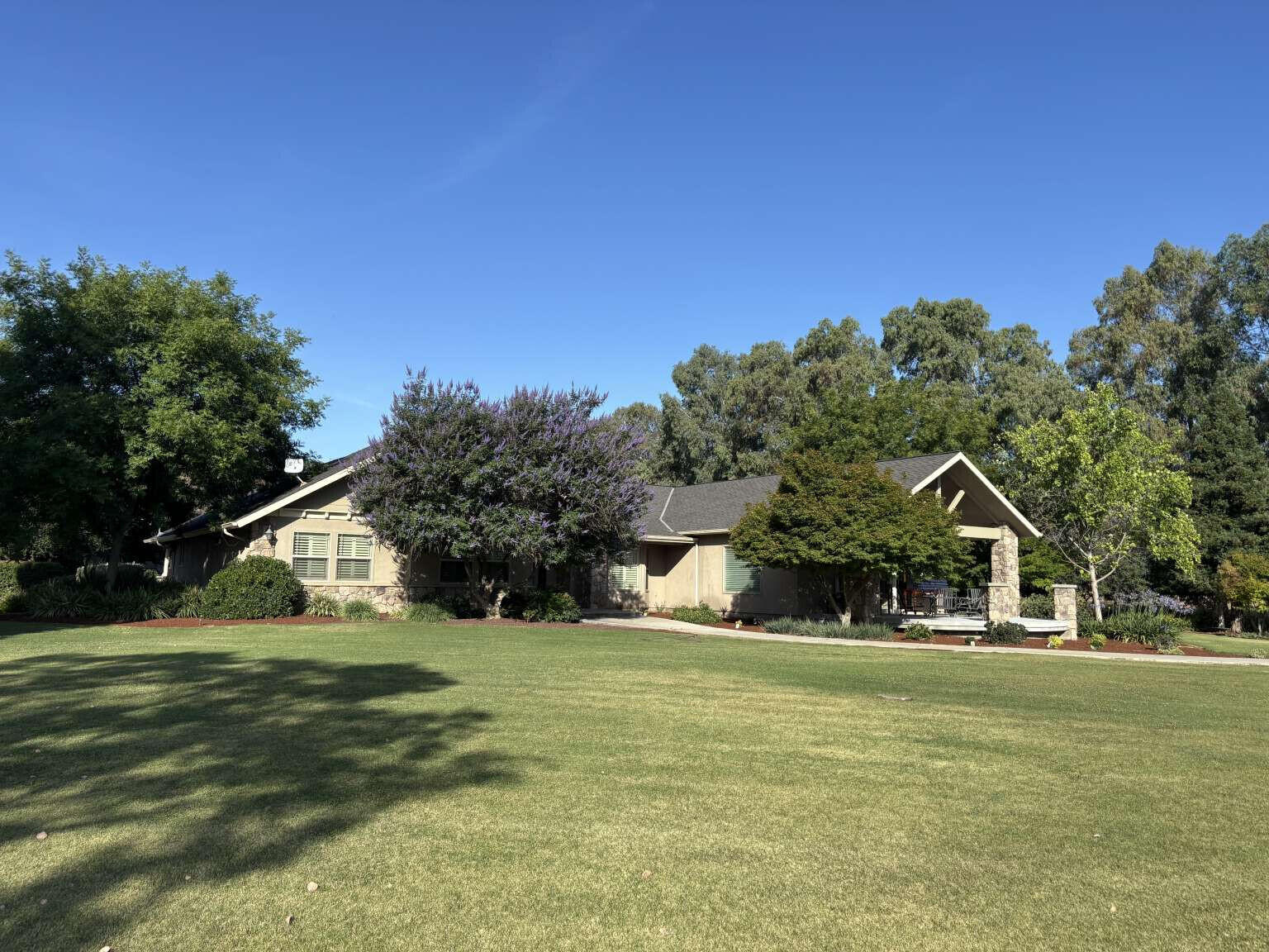 31255 Palm Dr, Exeter, CA 93221