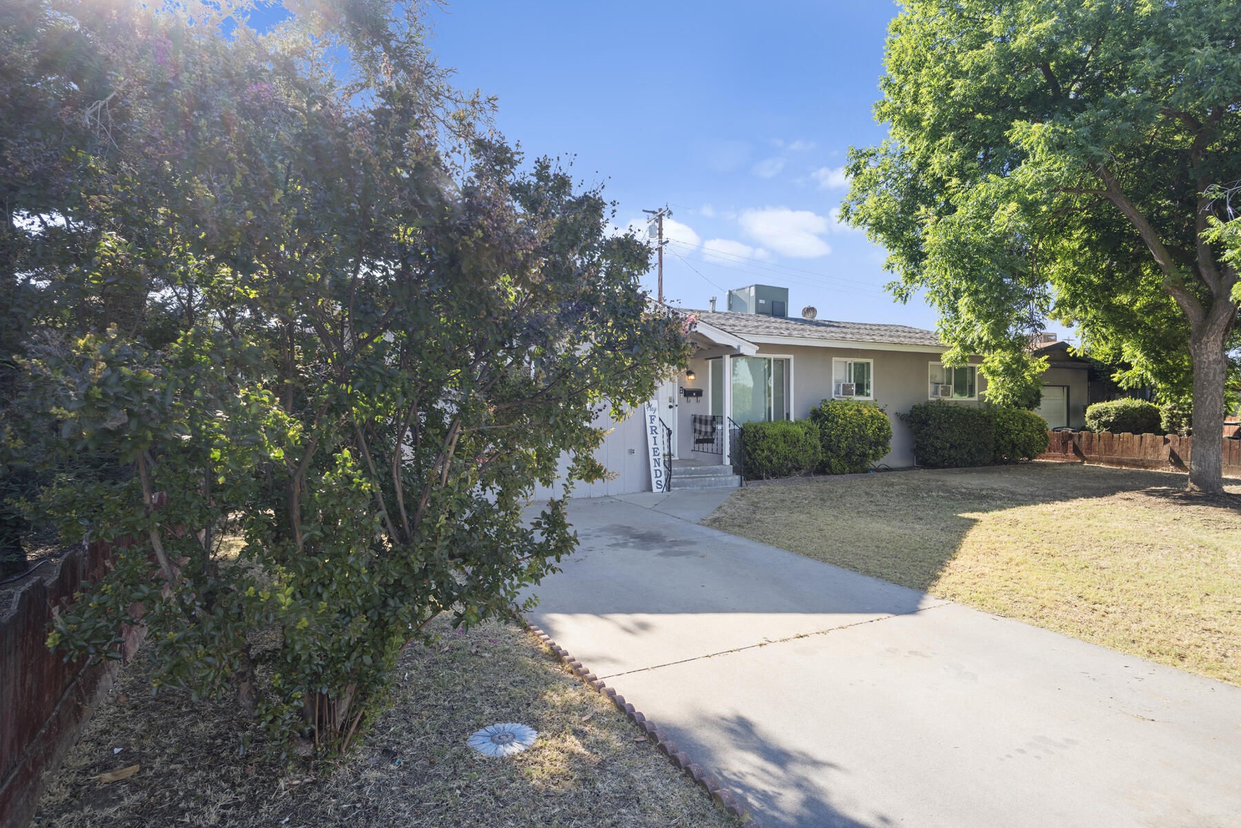 119 Bryant Ct, Exeter, CA 93221