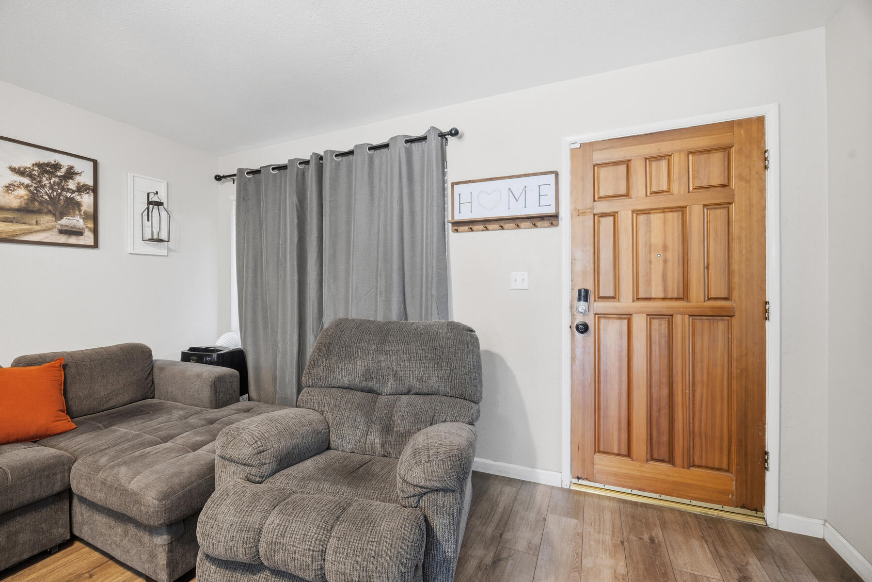 119 Bryant Ct, Exeter, CA 93221