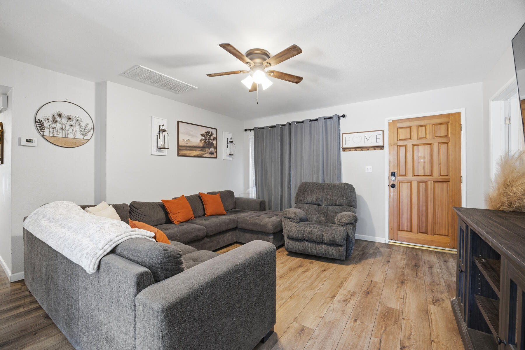 119 Bryant Ct, Exeter, CA 93221