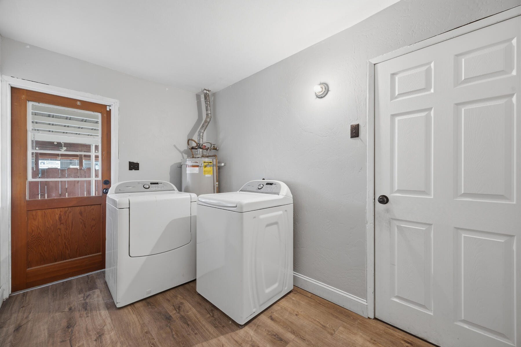 119 Bryant Ct, Exeter, CA 93221