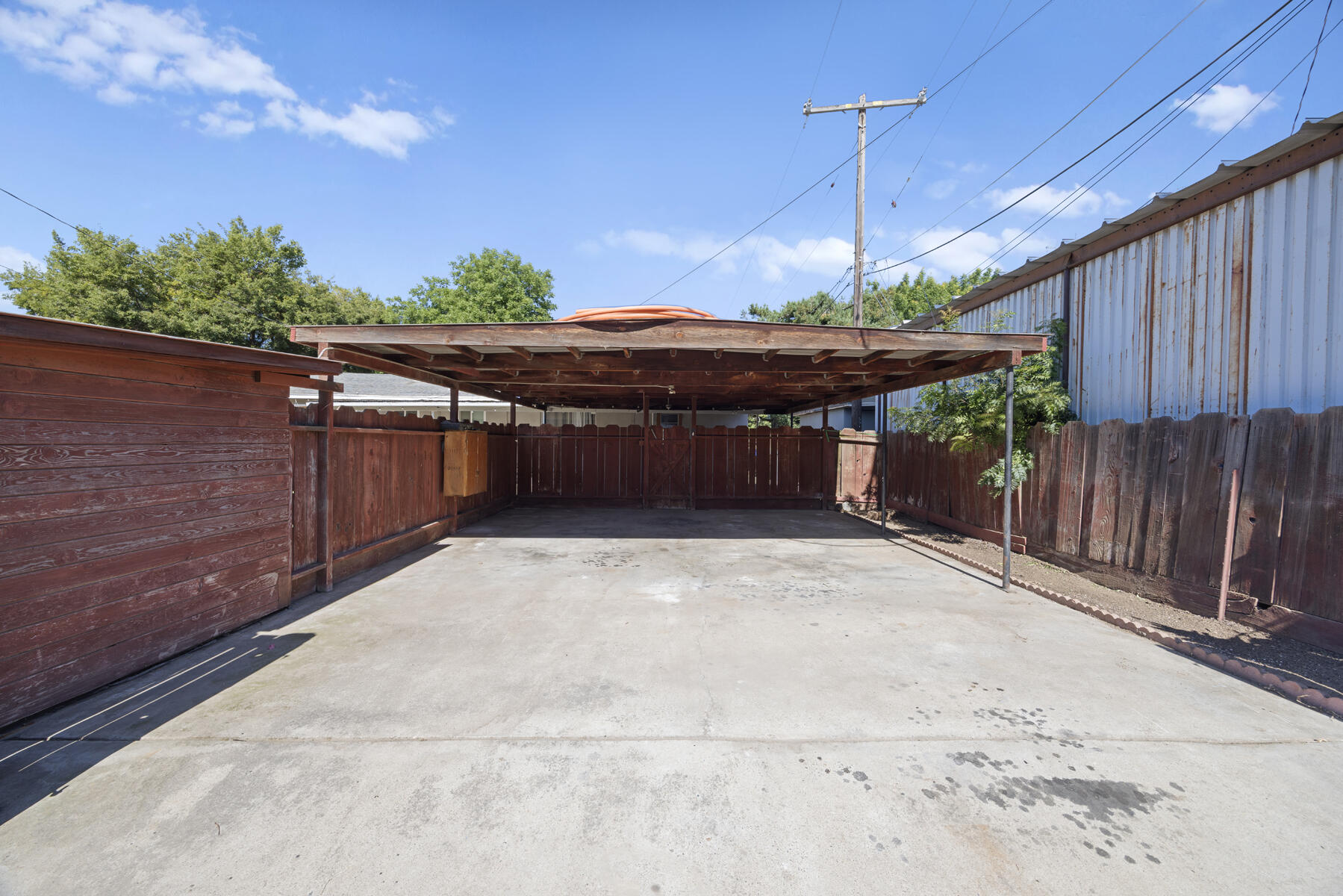119 Bryant Ct, Exeter, CA 93221