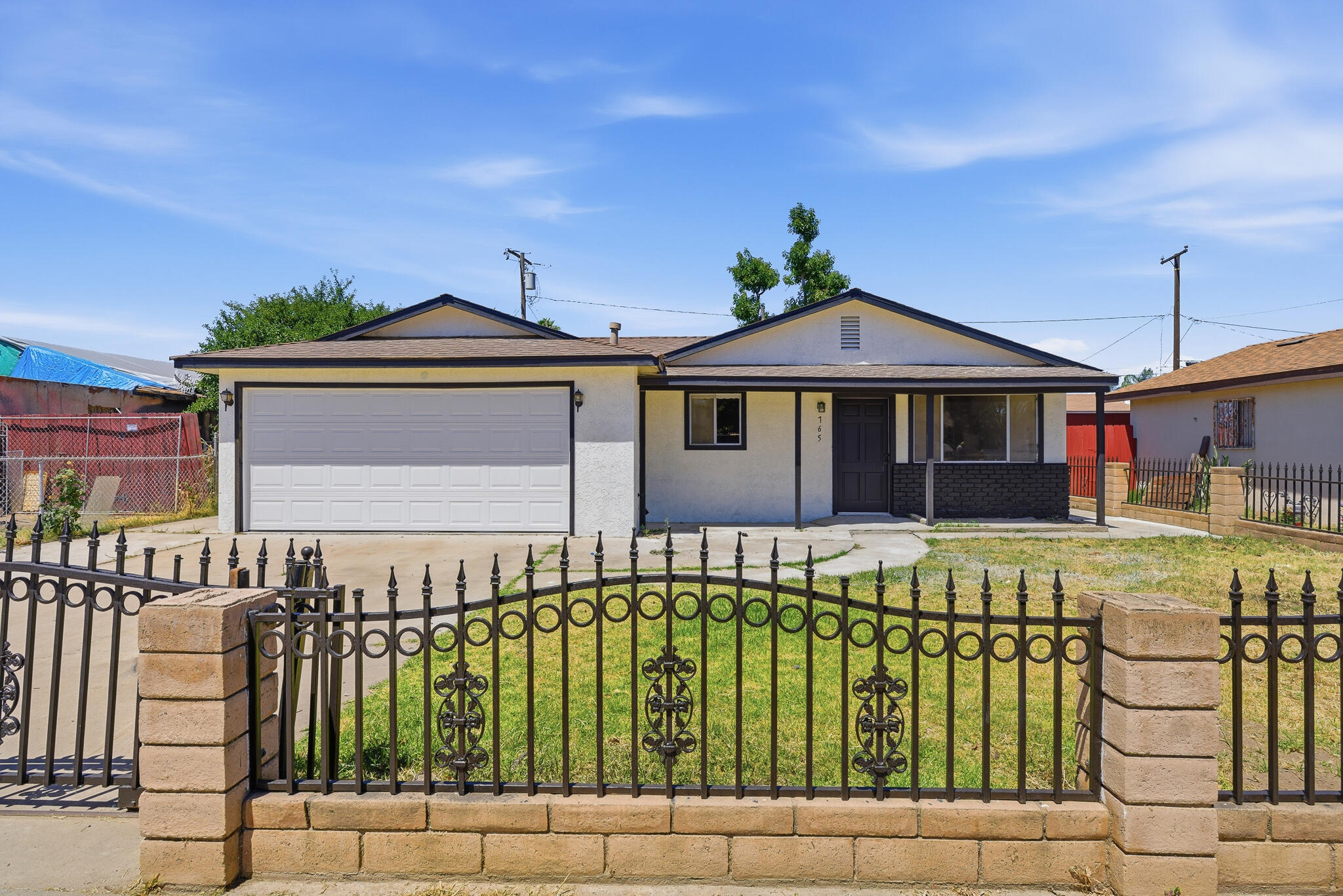 765 S C St, Tulare, CA 93274