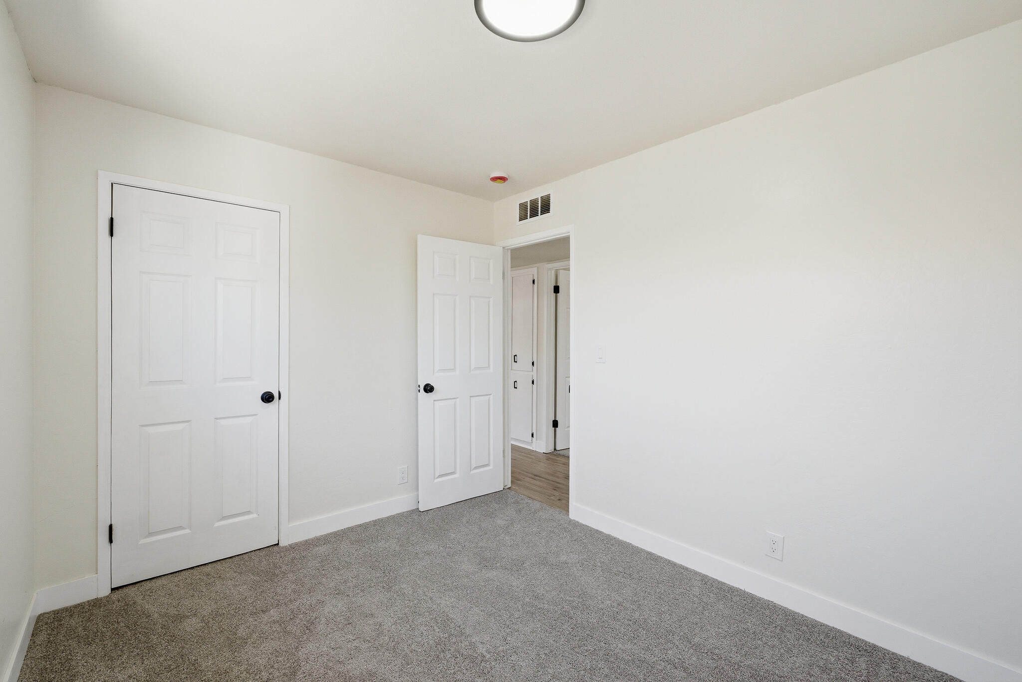 765 S C St, Tulare, CA 93274