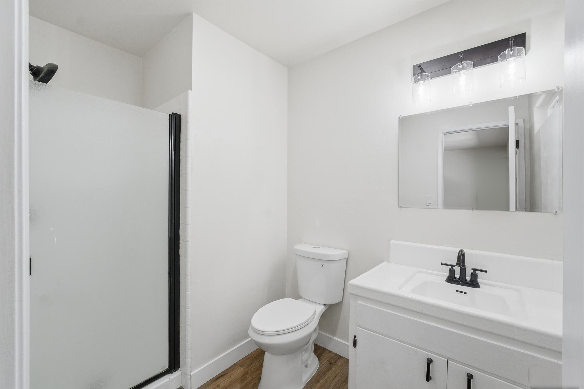 765 S C St, Tulare, CA 93274