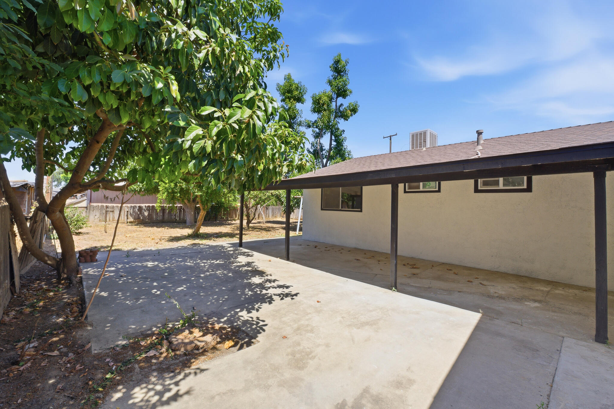 765 S C St, Tulare, CA 93274