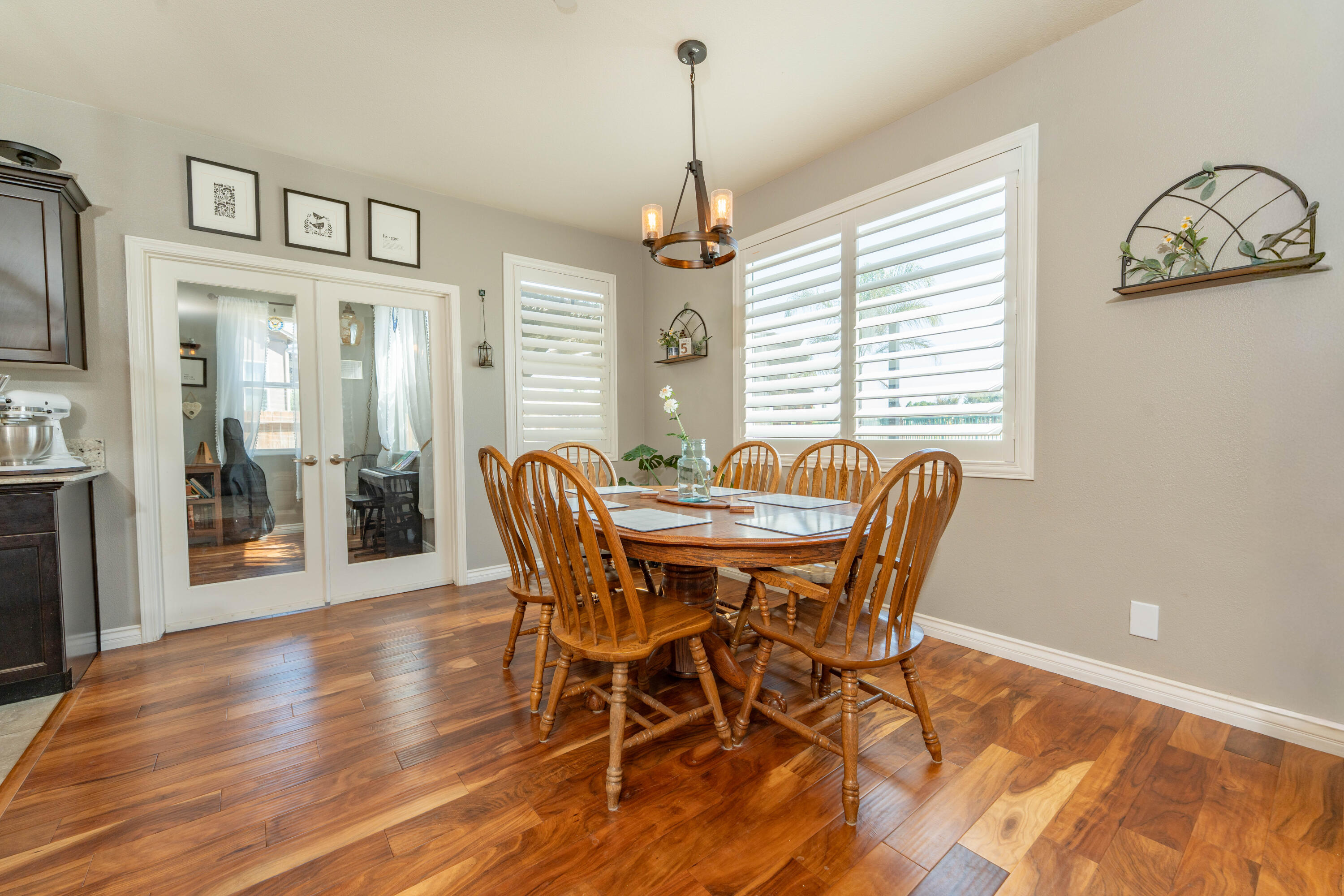 1128 Caddie Loop, Lemoore, CA 93245