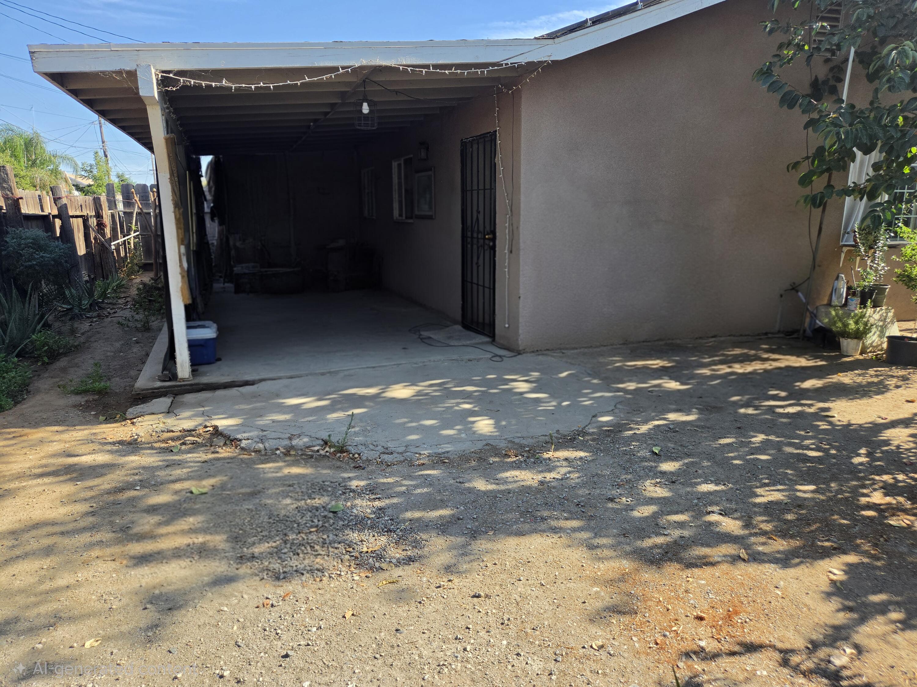 1124 S 1st Ave, Dinuba, CA 93618
