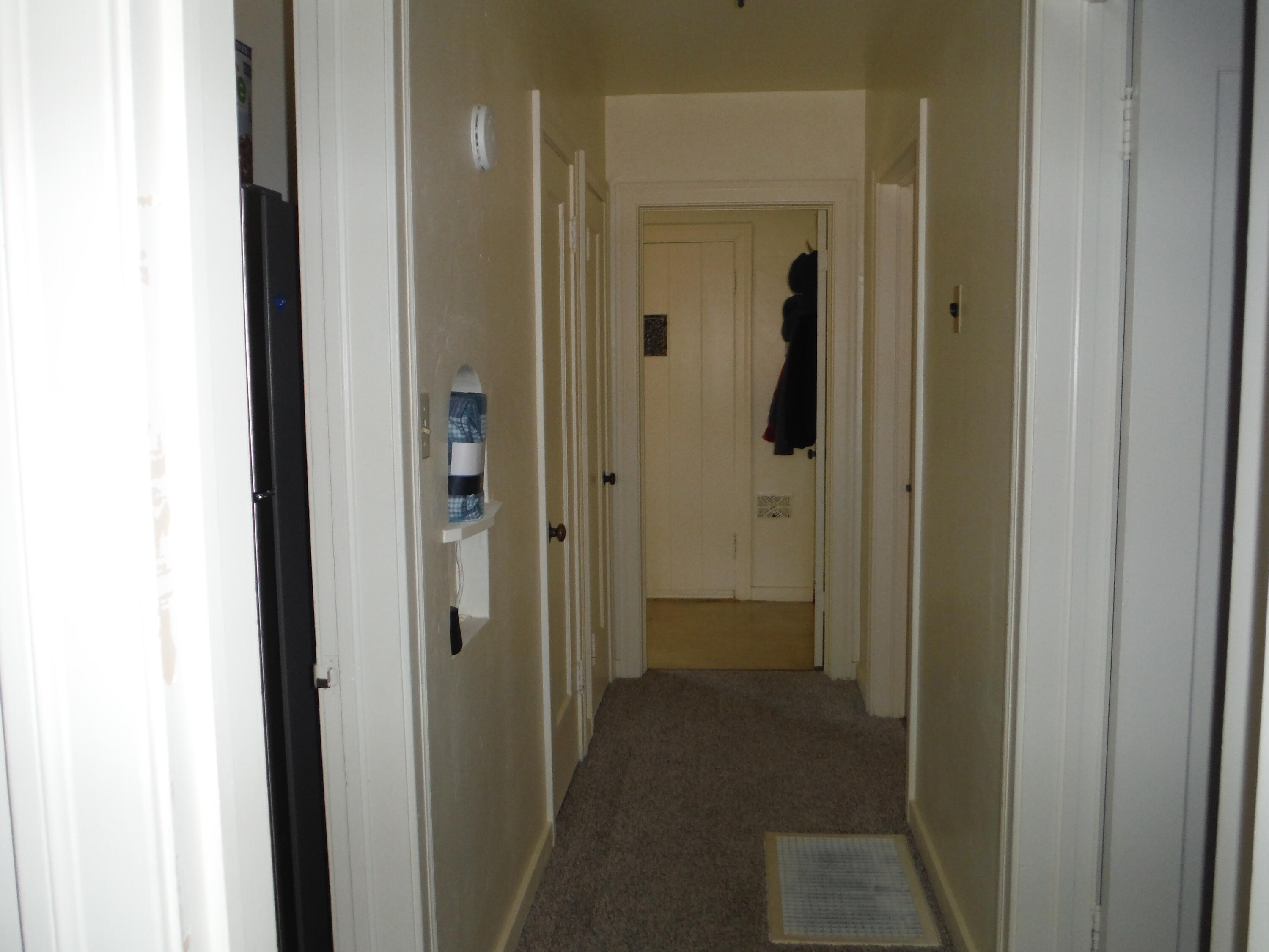 1312 W Myrtle Ave, Visalia, CA 93277