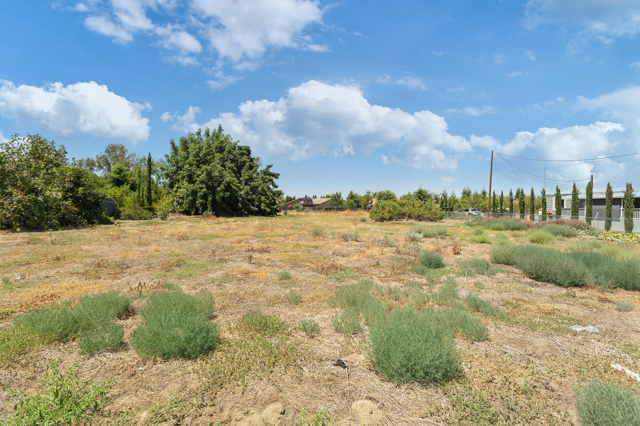 2296 W Henderson Ave, Porterville, CA 93257