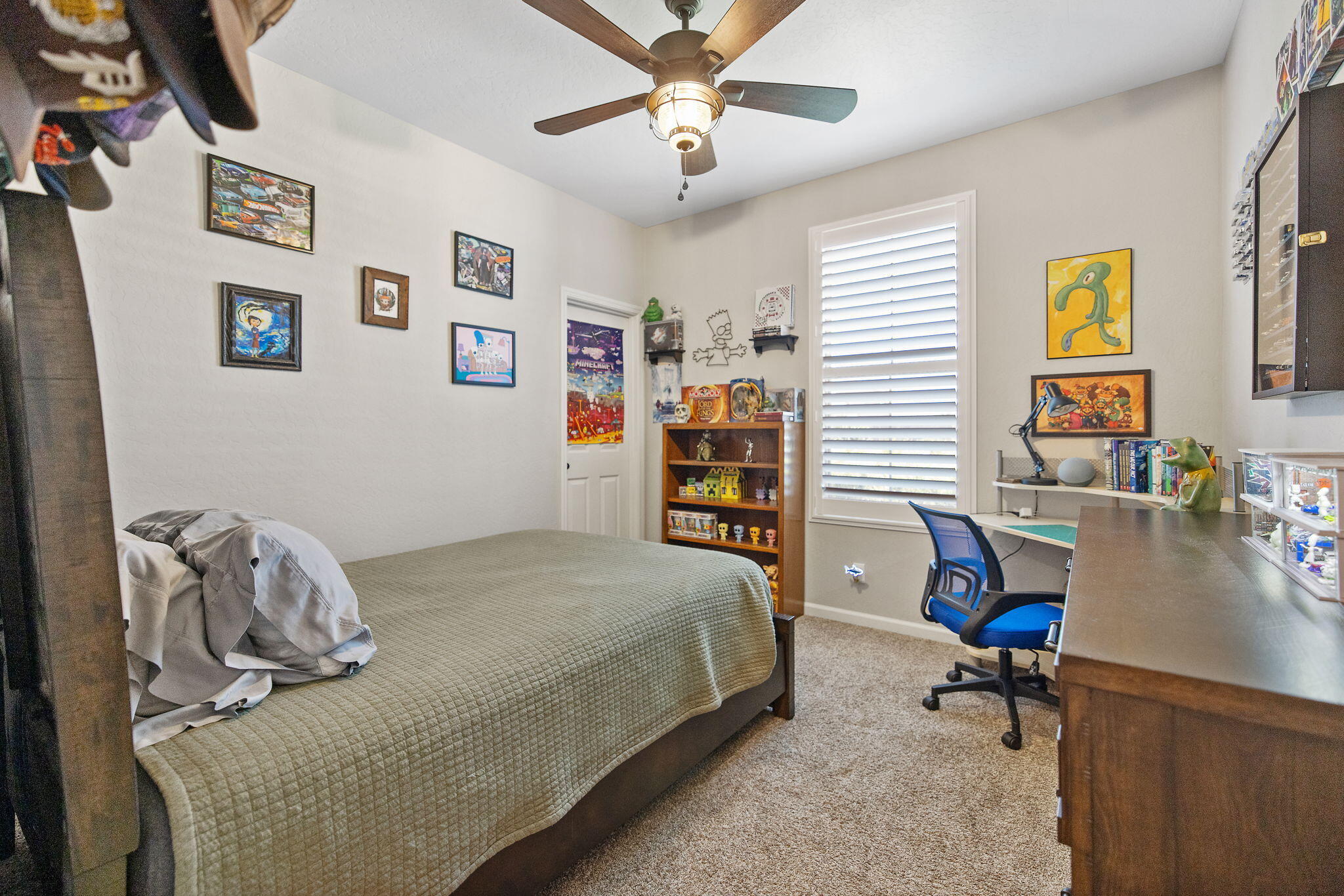 3214 N Hall Ct, Visalia, CA 93291