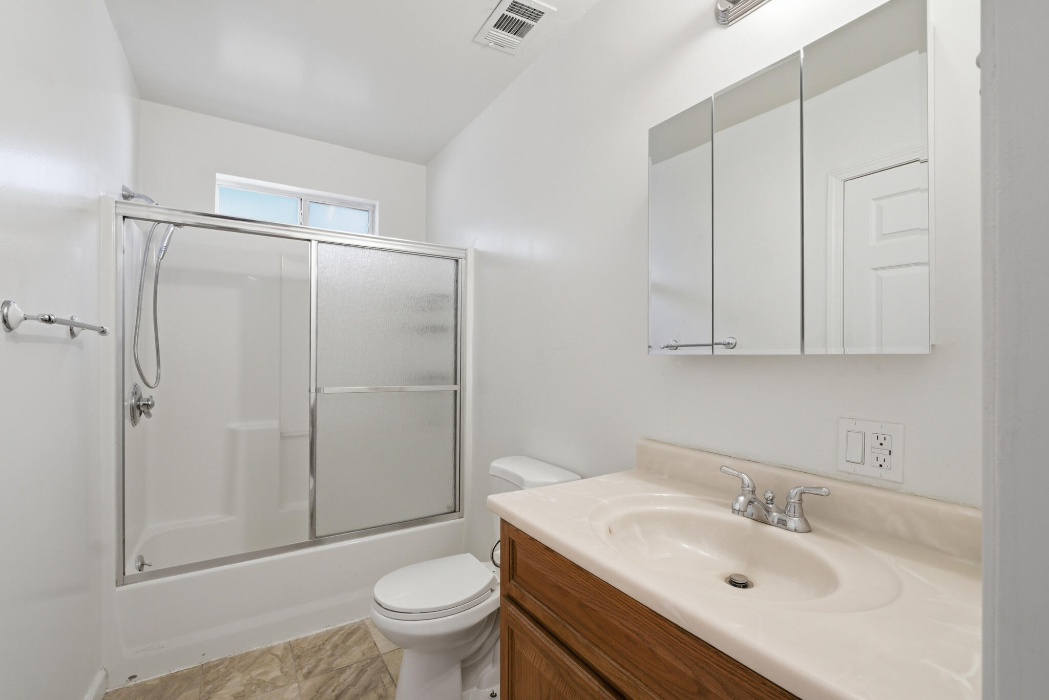723 S Locust St, Visalia, CA 93277