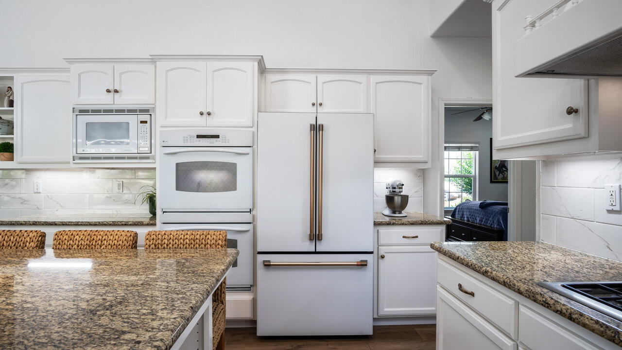 16657 Thomas Dr, Springville, CA 93265