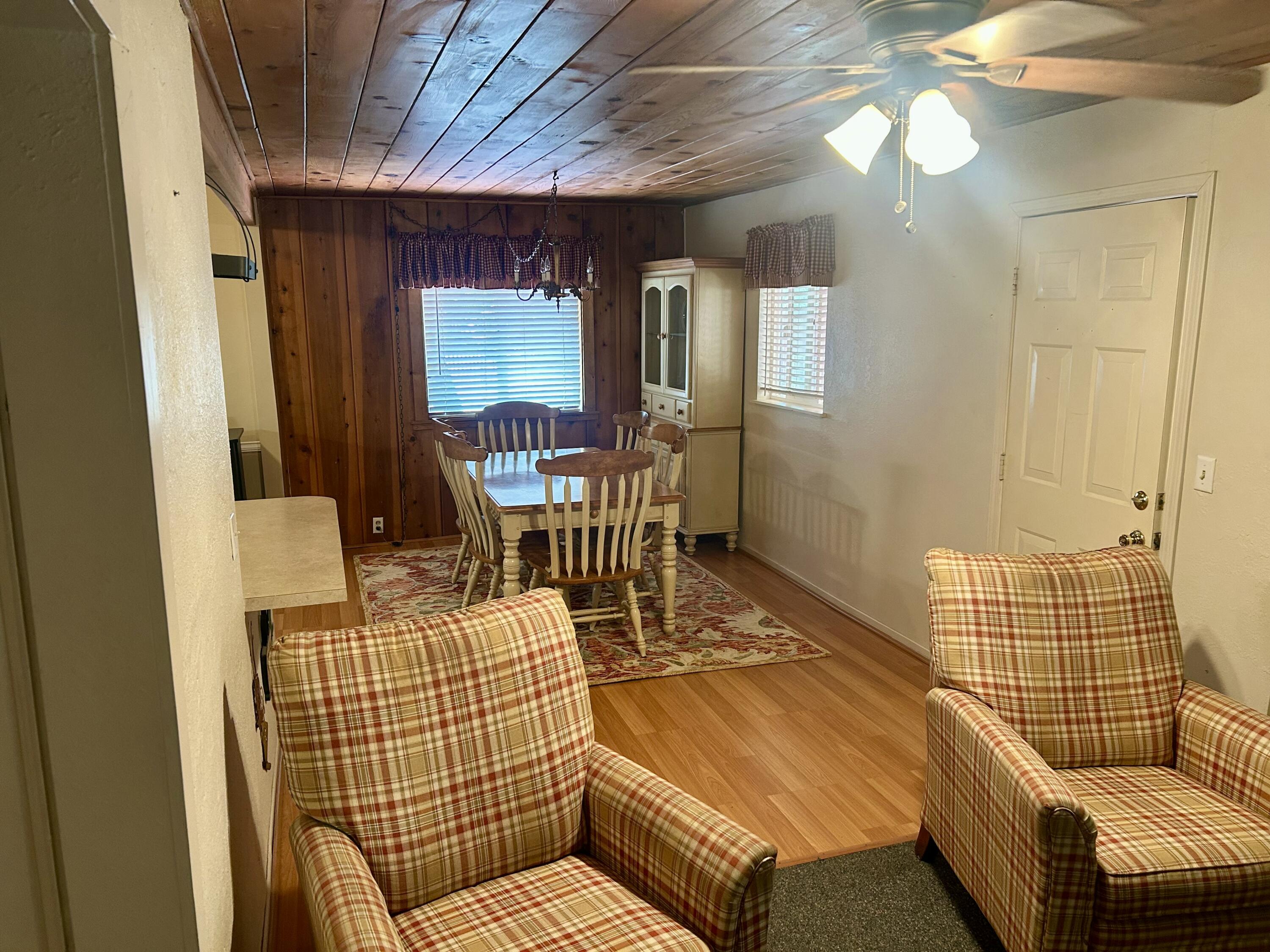 44079 Pine Flat Dr, California Hot Springs, CA 93207