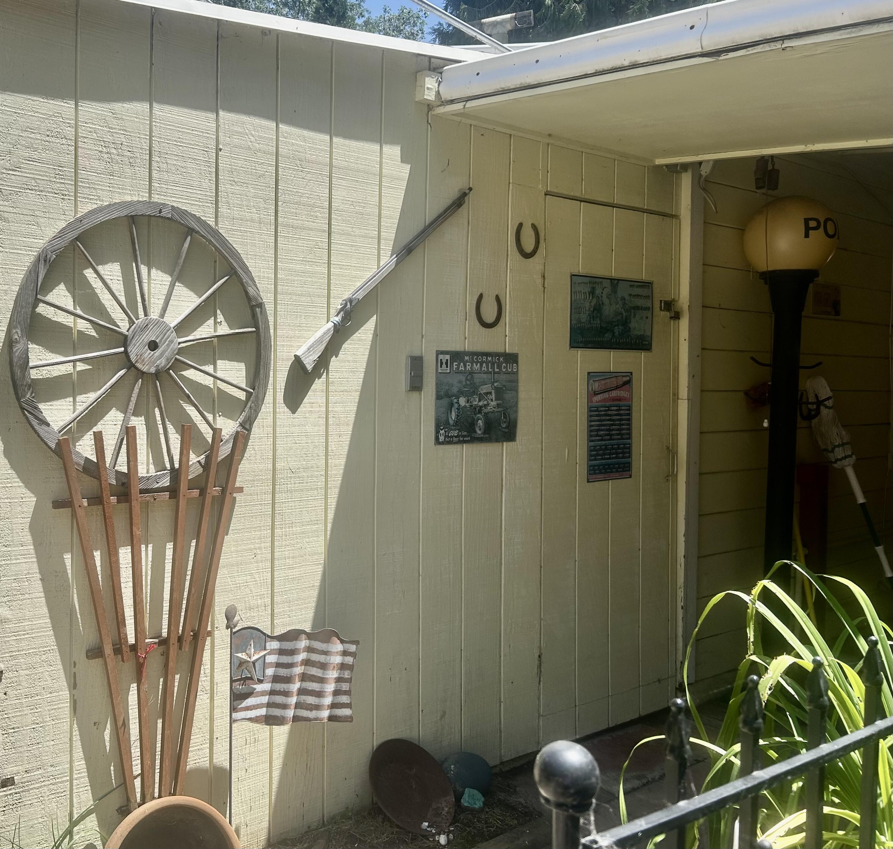 44079 Pine Flat Dr, California Hot Springs, CA 93207