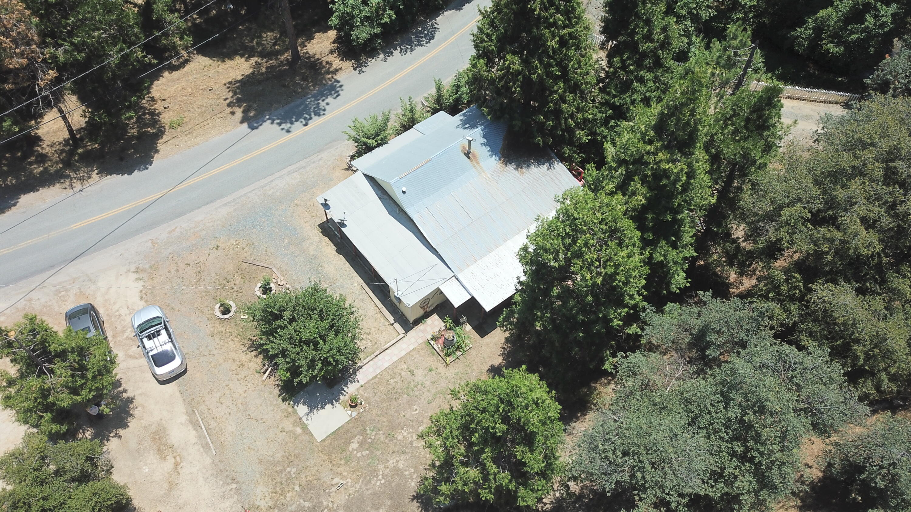 44079 Pine Flat Dr, California Hot Springs, CA 93207
