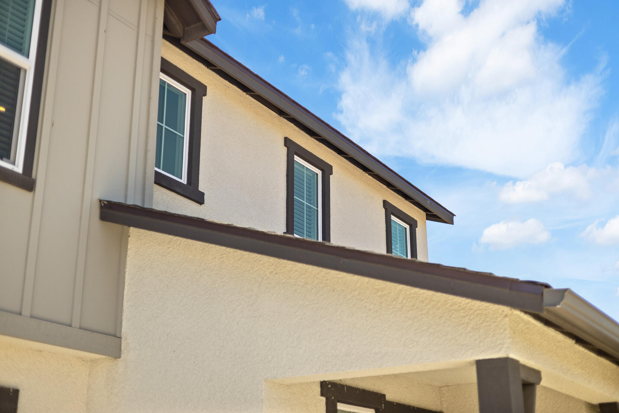 935 E Cameron Ave, Visalia, CA 93292
