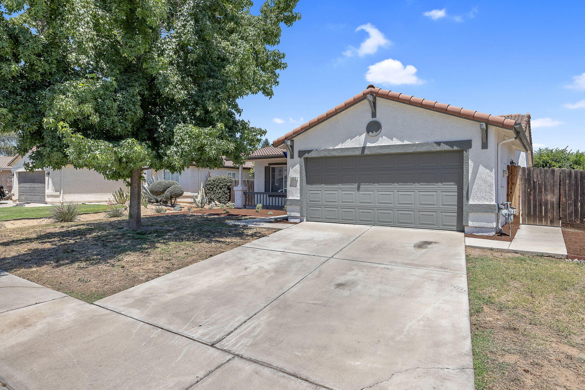 1882 Santa Maria Ave, Porterville, CA 93257