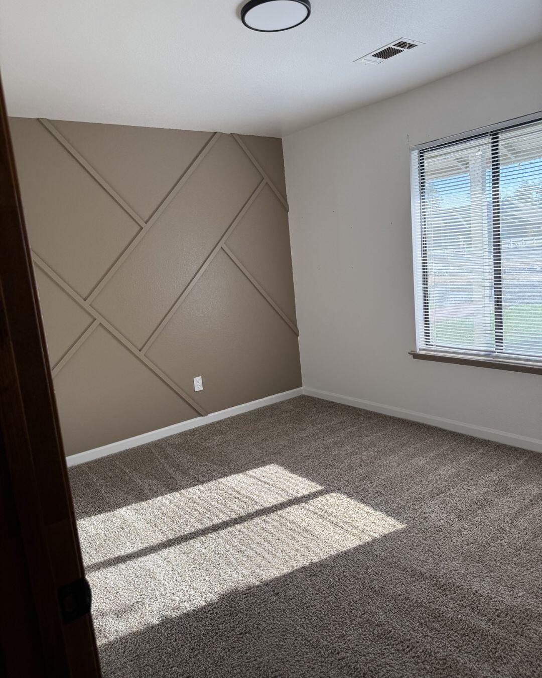 8775 Frontier St, Hanford, CA 93230