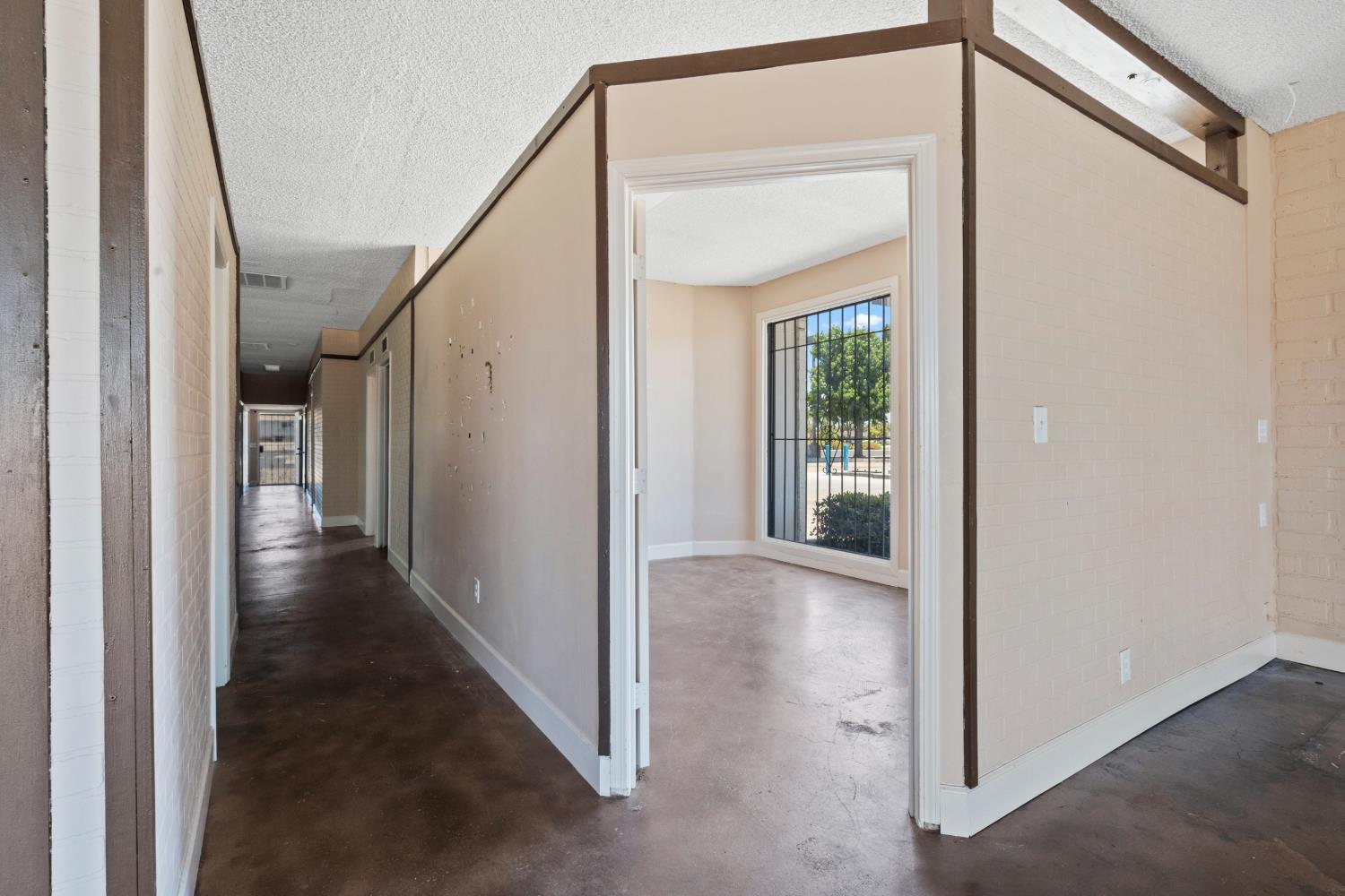 4141 E Gettysburg Ave, Fresno, CA 93726