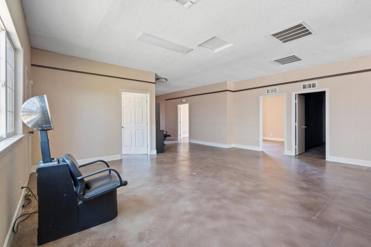 4141 E Gettysburg Ave, Fresno, CA 93726