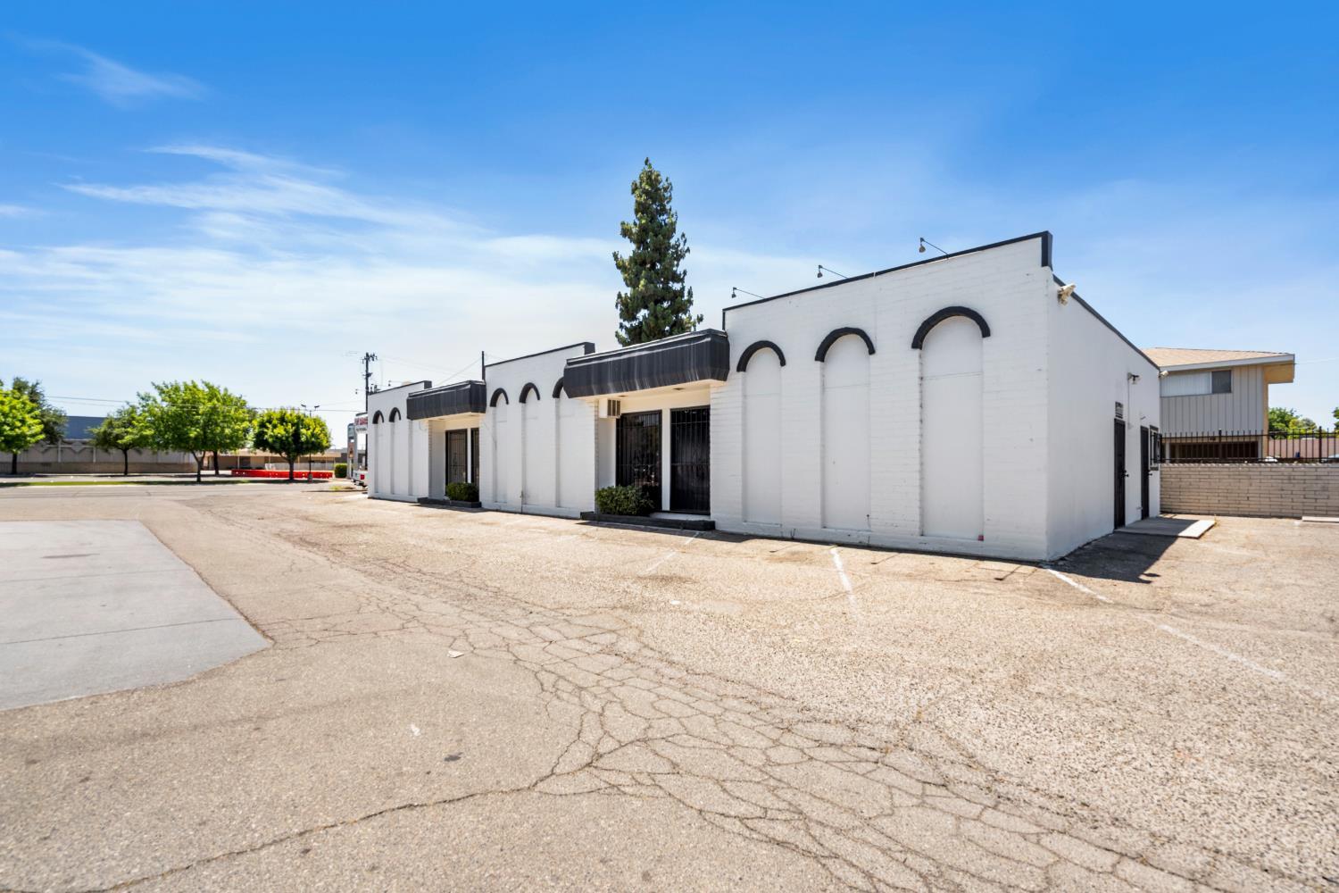 4141 E Gettysburg Ave, Fresno, CA 93726