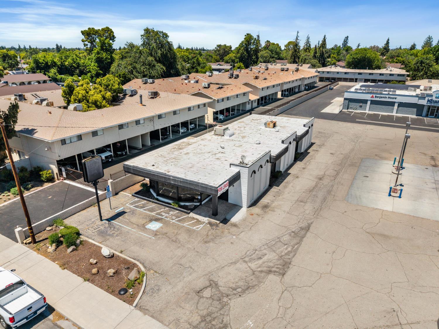 4141 E Gettysburg Ave, Fresno, CA 93726