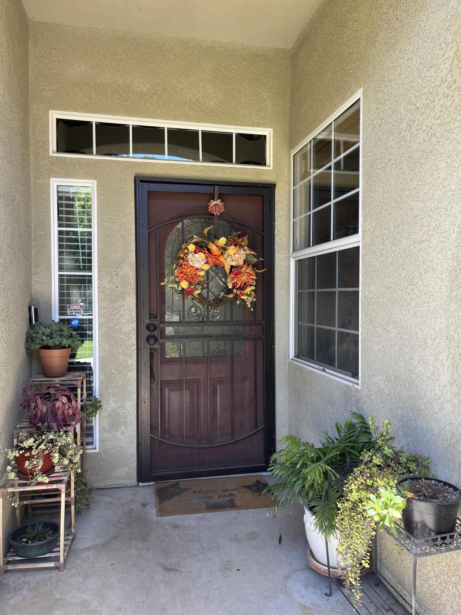 4646 W Manor Ct, Visalia, CA 93291