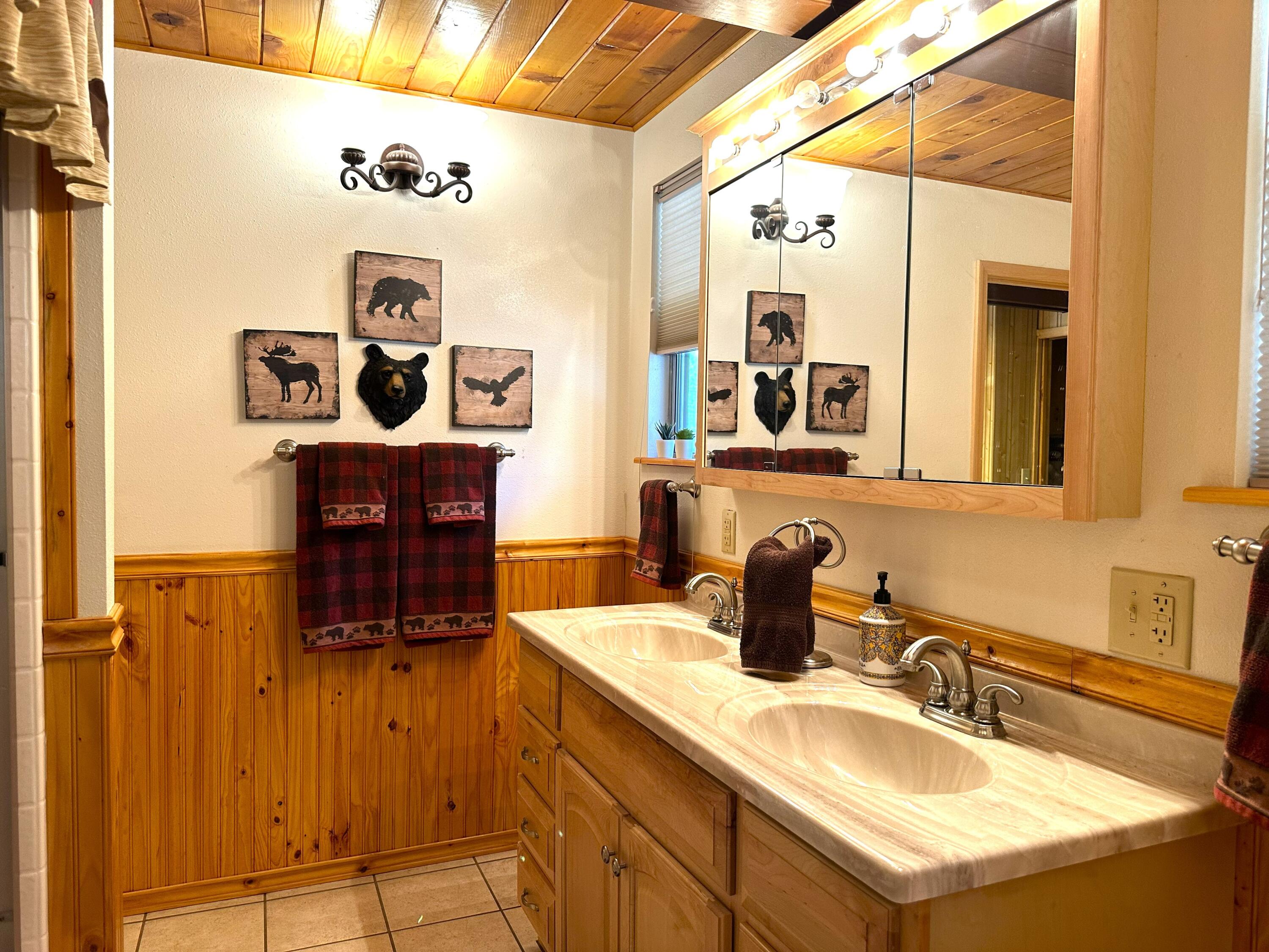 45453 Manter Meadow Dr, California Hot Springs, CA 93207
