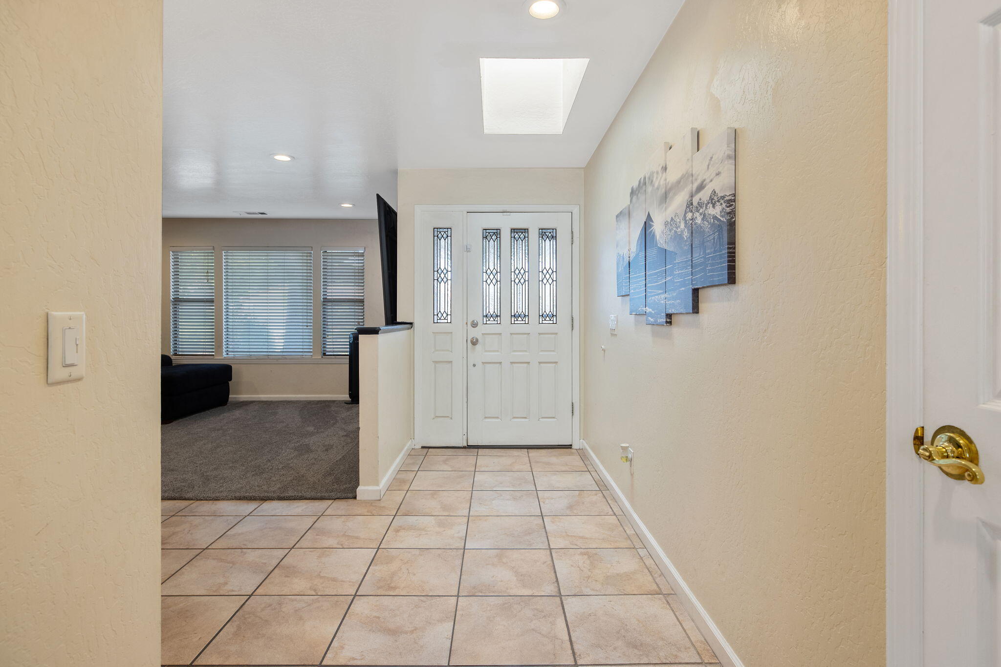2612 E Feemster, Visalia, CA 93292