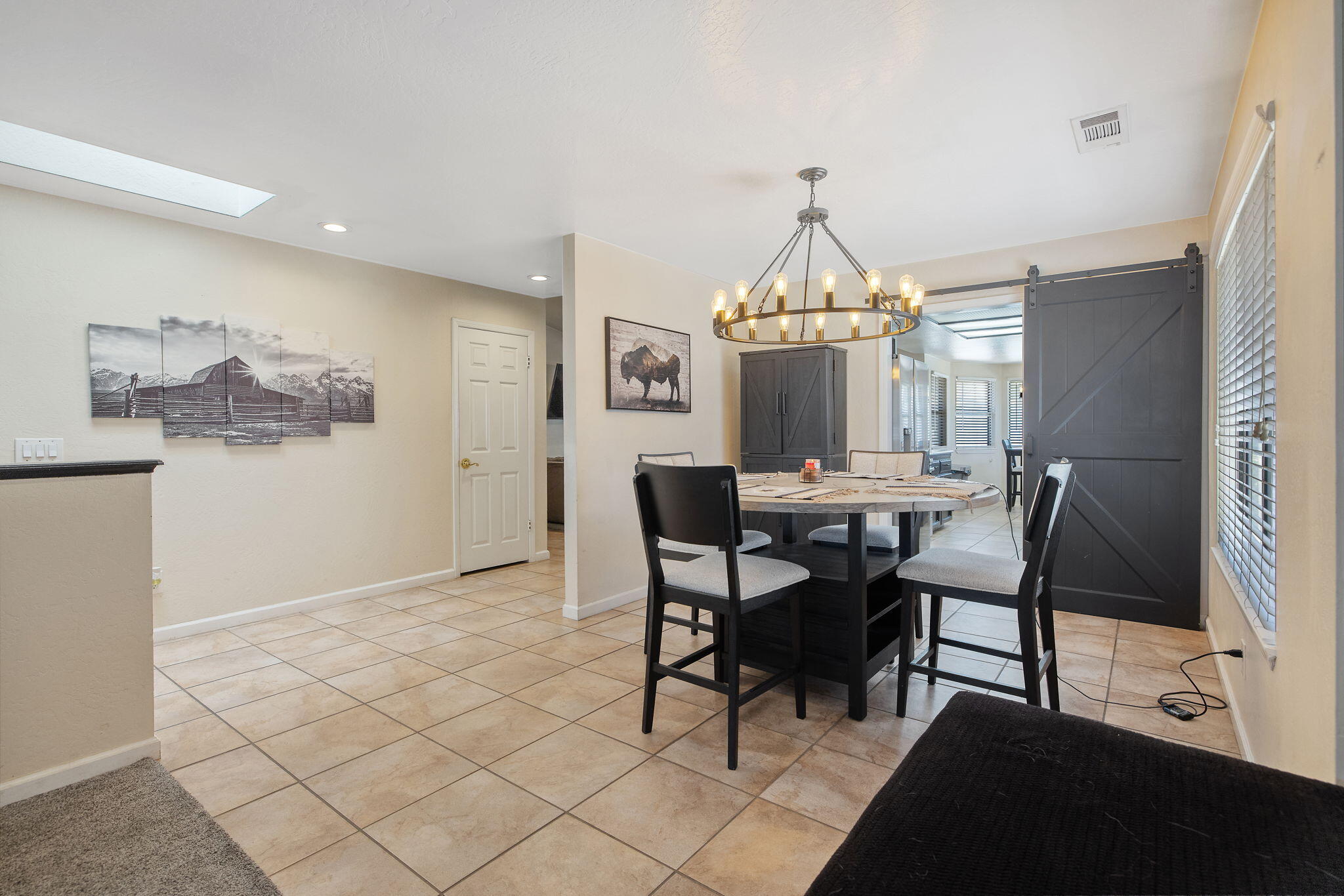 2612 E Feemster, Visalia, CA 93292