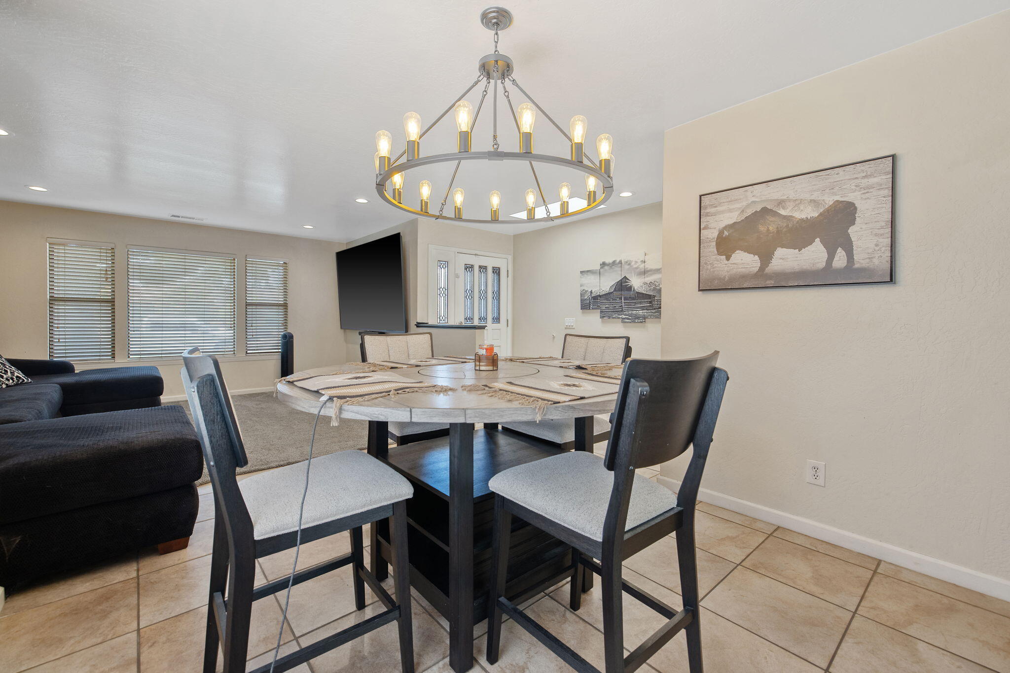 2612 E Feemster, Visalia, CA 93292