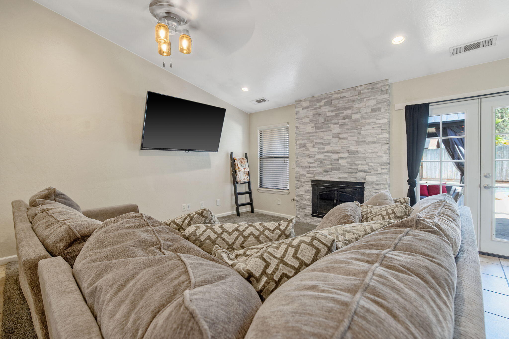 2612 E Feemster, Visalia, CA 93292