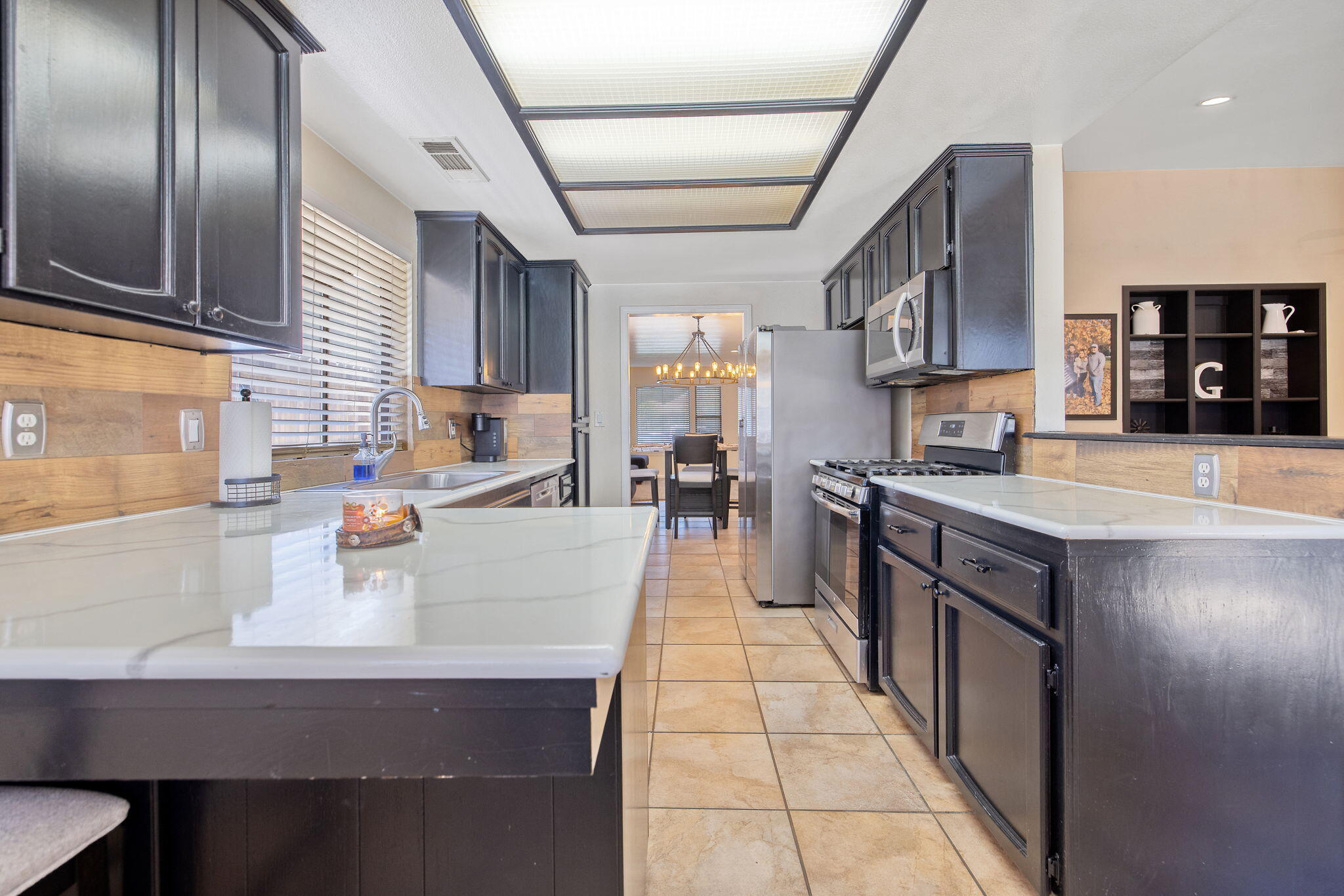 2612 E Feemster, Visalia, CA 93292